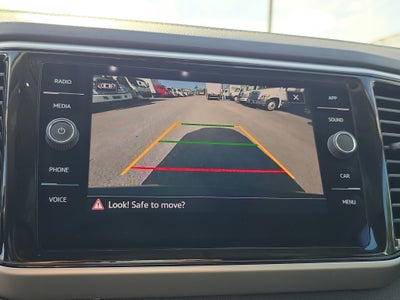 2022 Volkswagen Atlas 2.0T SE w/Technology