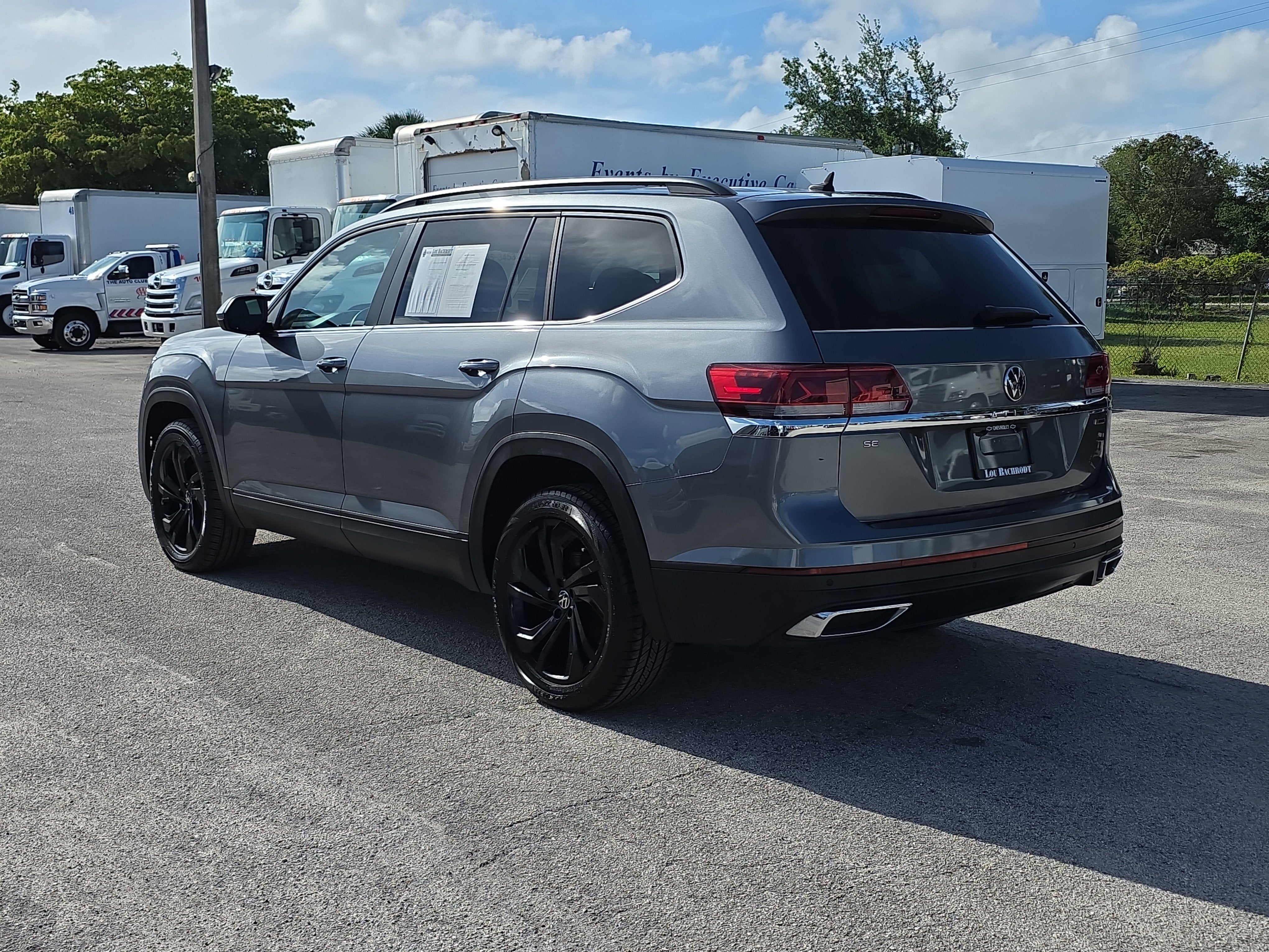 2022 Volkswagen Atlas 2.0T SE w/Technology