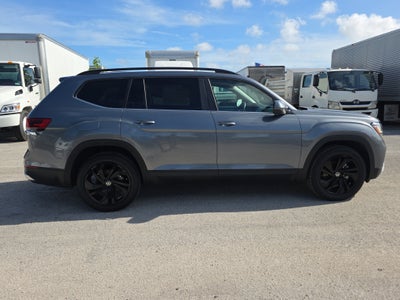 2022 Volkswagen Atlas 2.0T SE w/Technology
