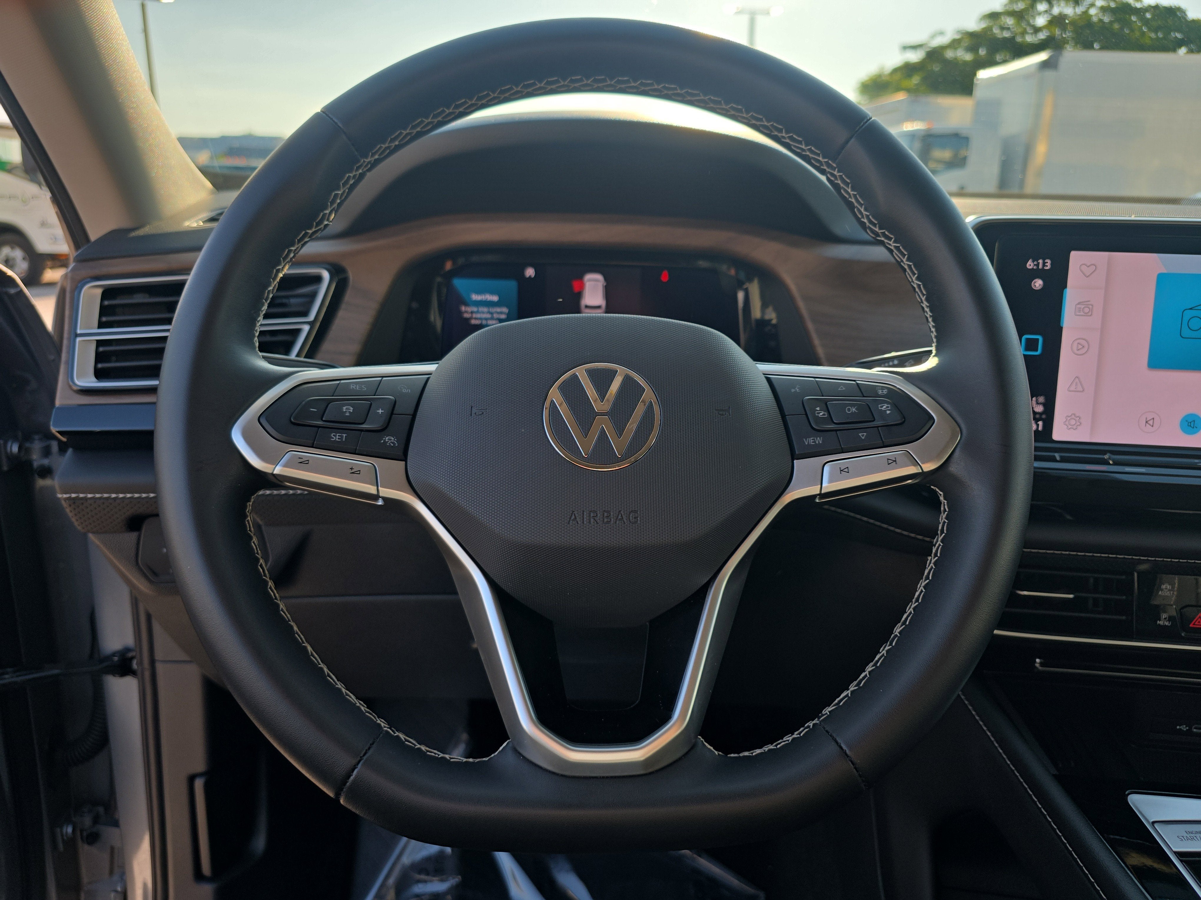 2026 Volkswagen Atlas 2.0T SE w/Technology