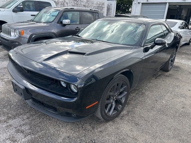 2022 Dodge Challenger SXT