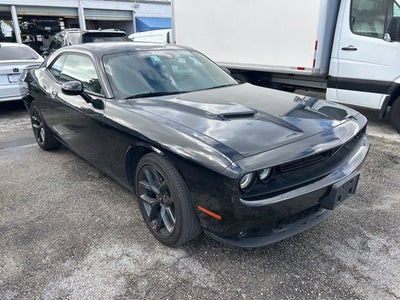 2022 Dodge Challenger SXT