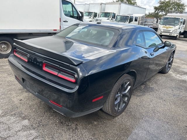 2022 Dodge Challenger SXT