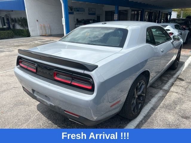 2022 Dodge Challenger SXT - Photo 16