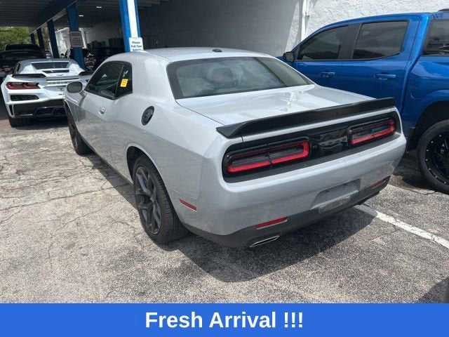 2022 Dodge Challenger SXT