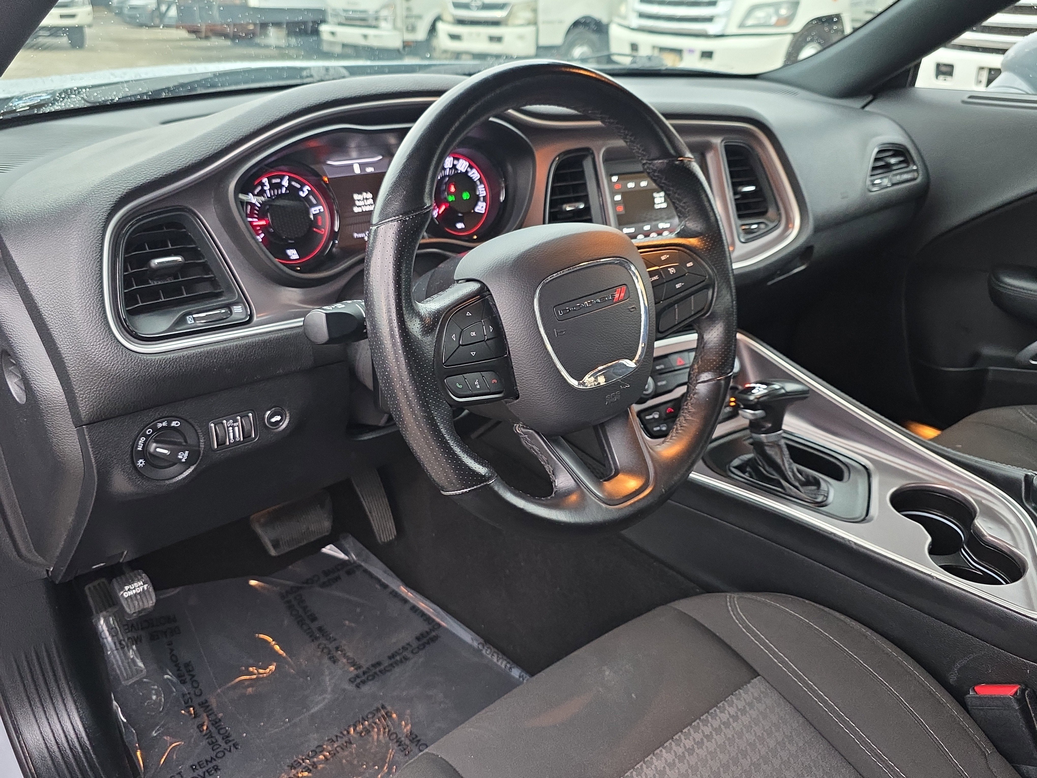 2022 Dodge Challenger SXT - Photo 39