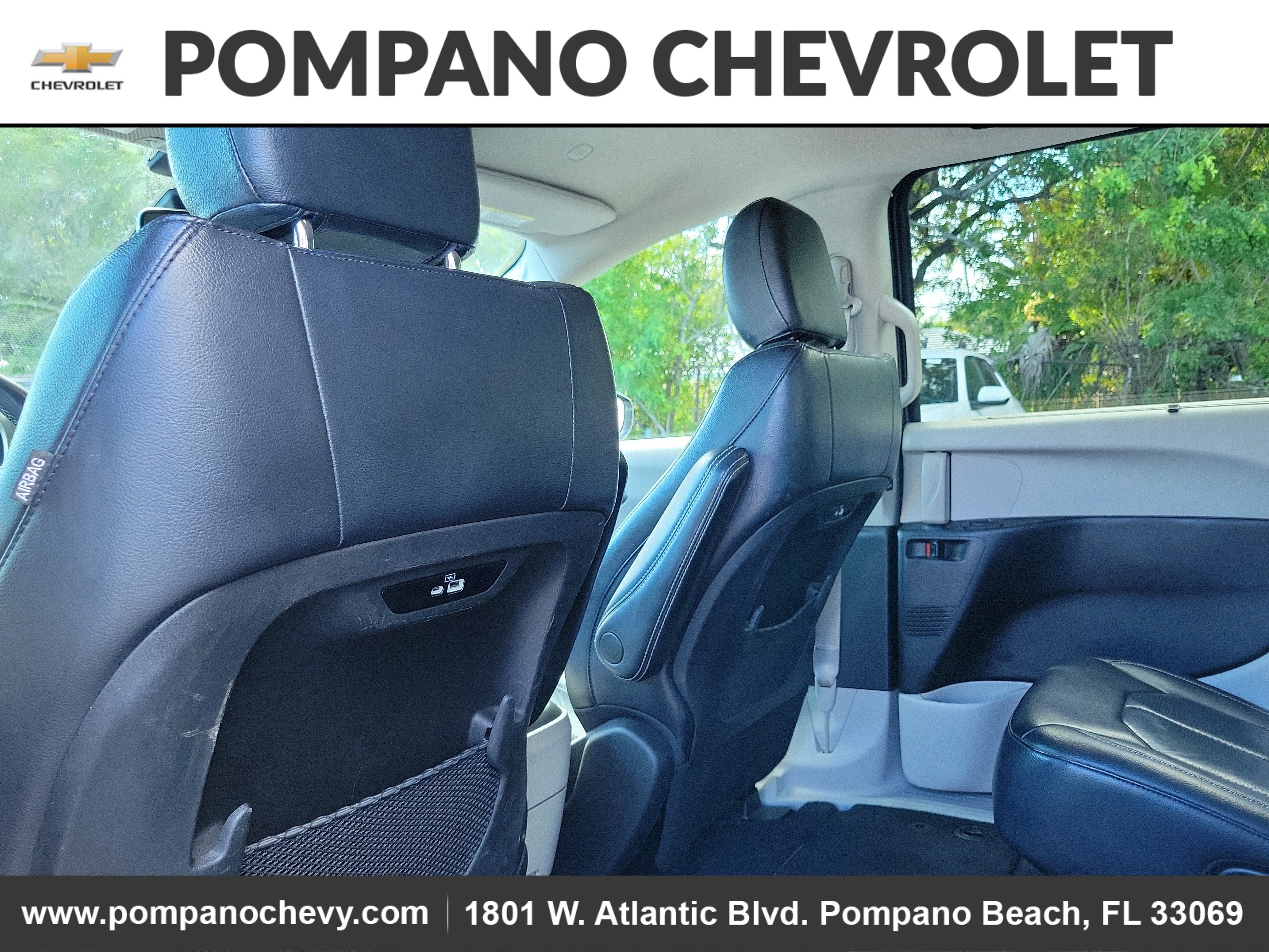 2022 Chrysler Pacifica Touring L