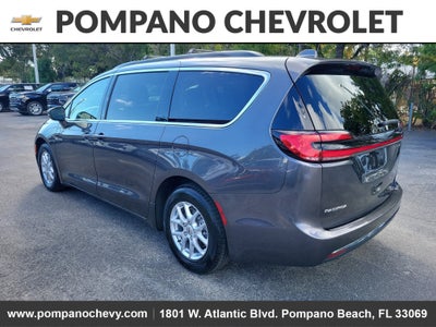 2022 Chrysler Pacifica Touring L