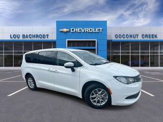 2023 Chrysler Voyager LX