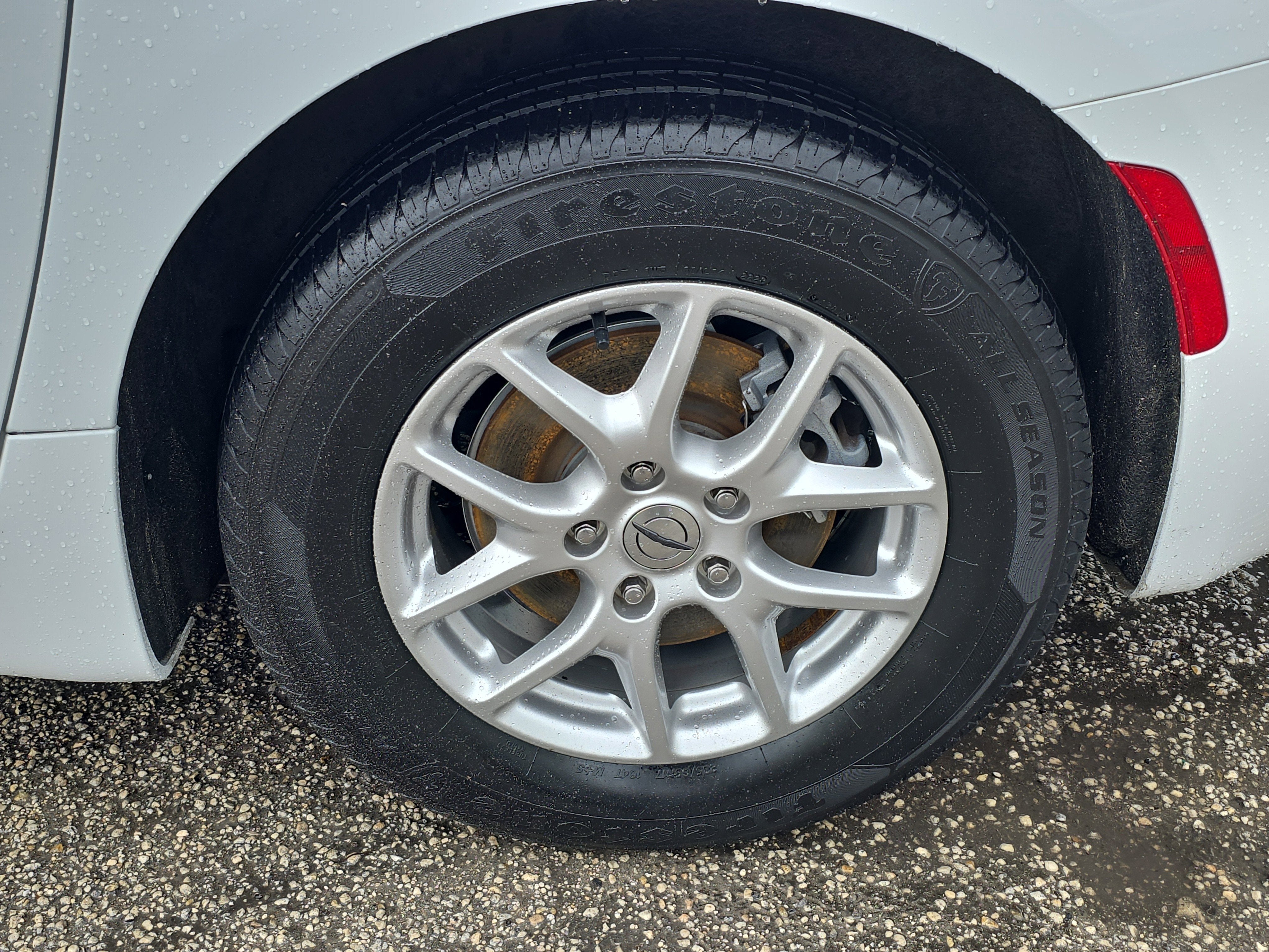 2024 Chrysler Voyager LX