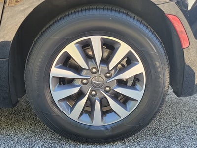 2024 Chrysler Pacifica Hybrid Select