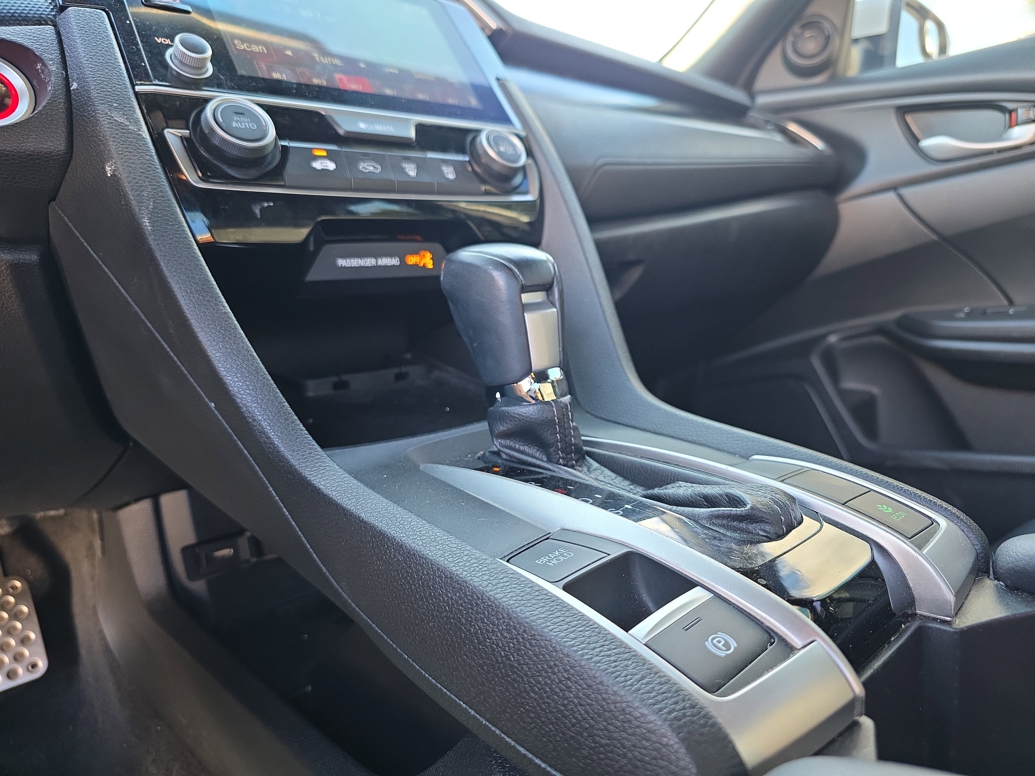 View 32