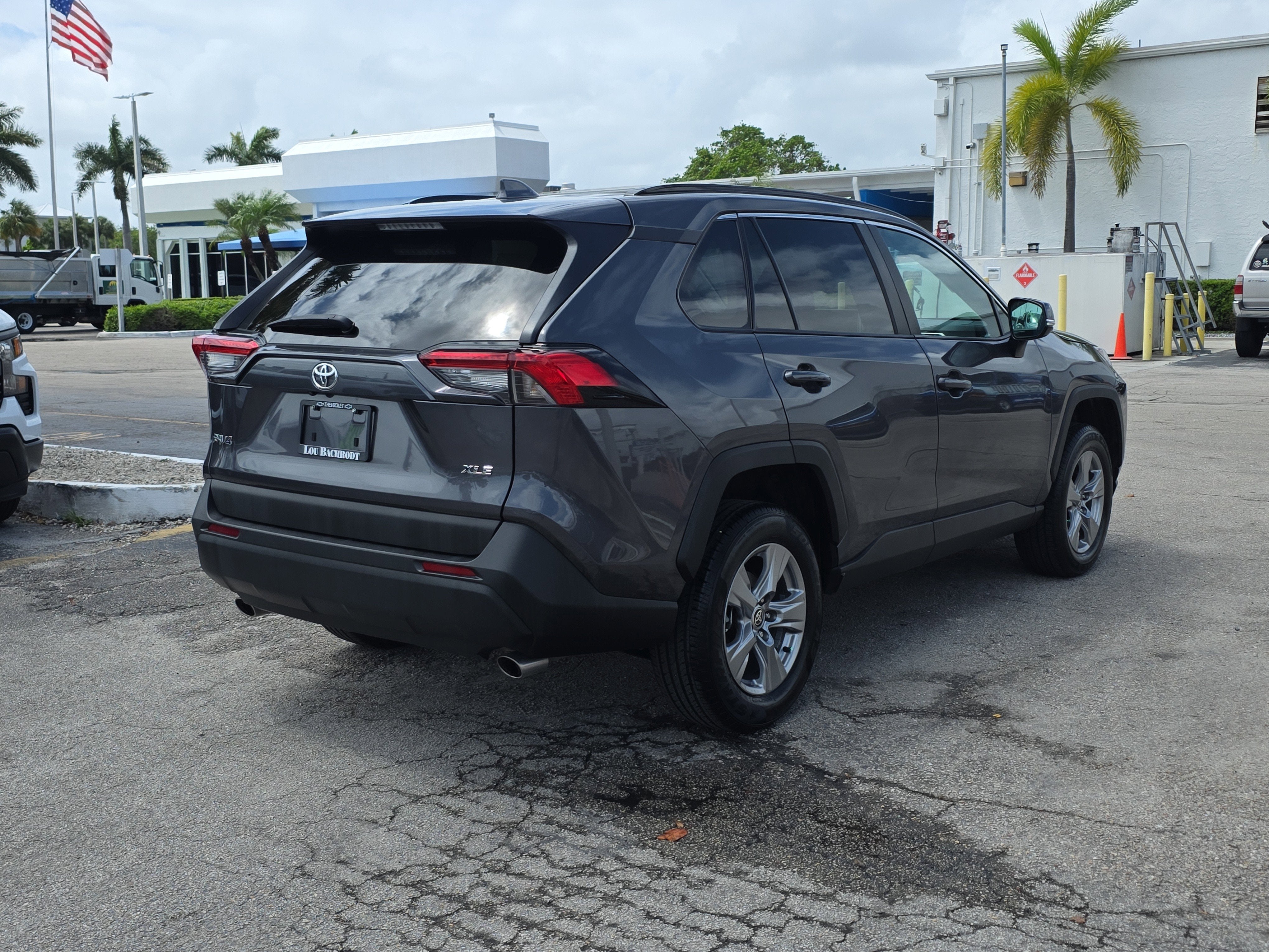 2024 Toyota RAV4 XLE