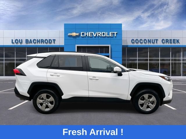 2023 Toyota RAV4 XLE