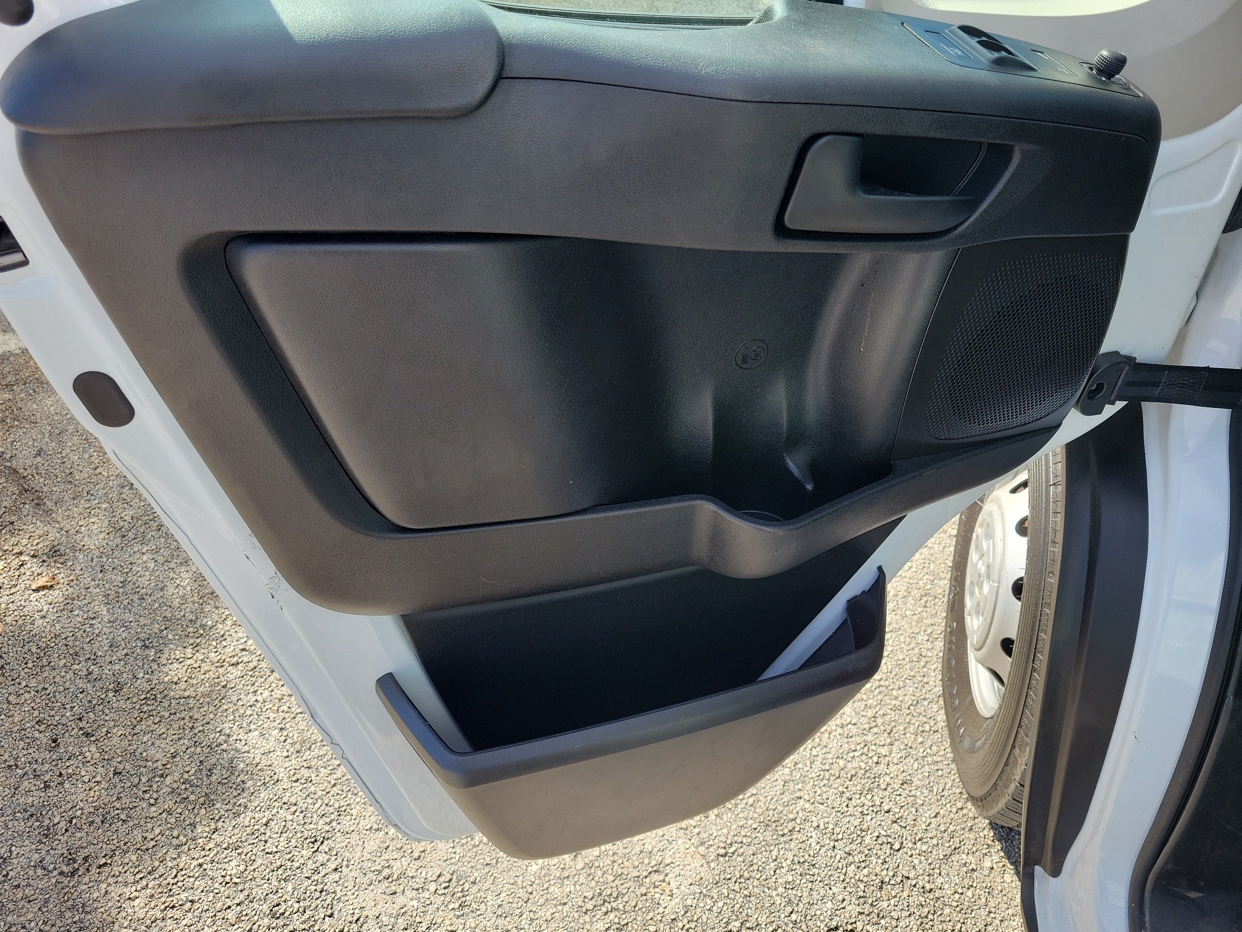 2021 RAM ProMaster Cargo Van 1500 HIGH ROOF 13