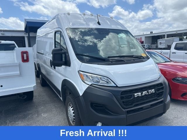 2025 RAM ProMaster Cargo Van Tradesman