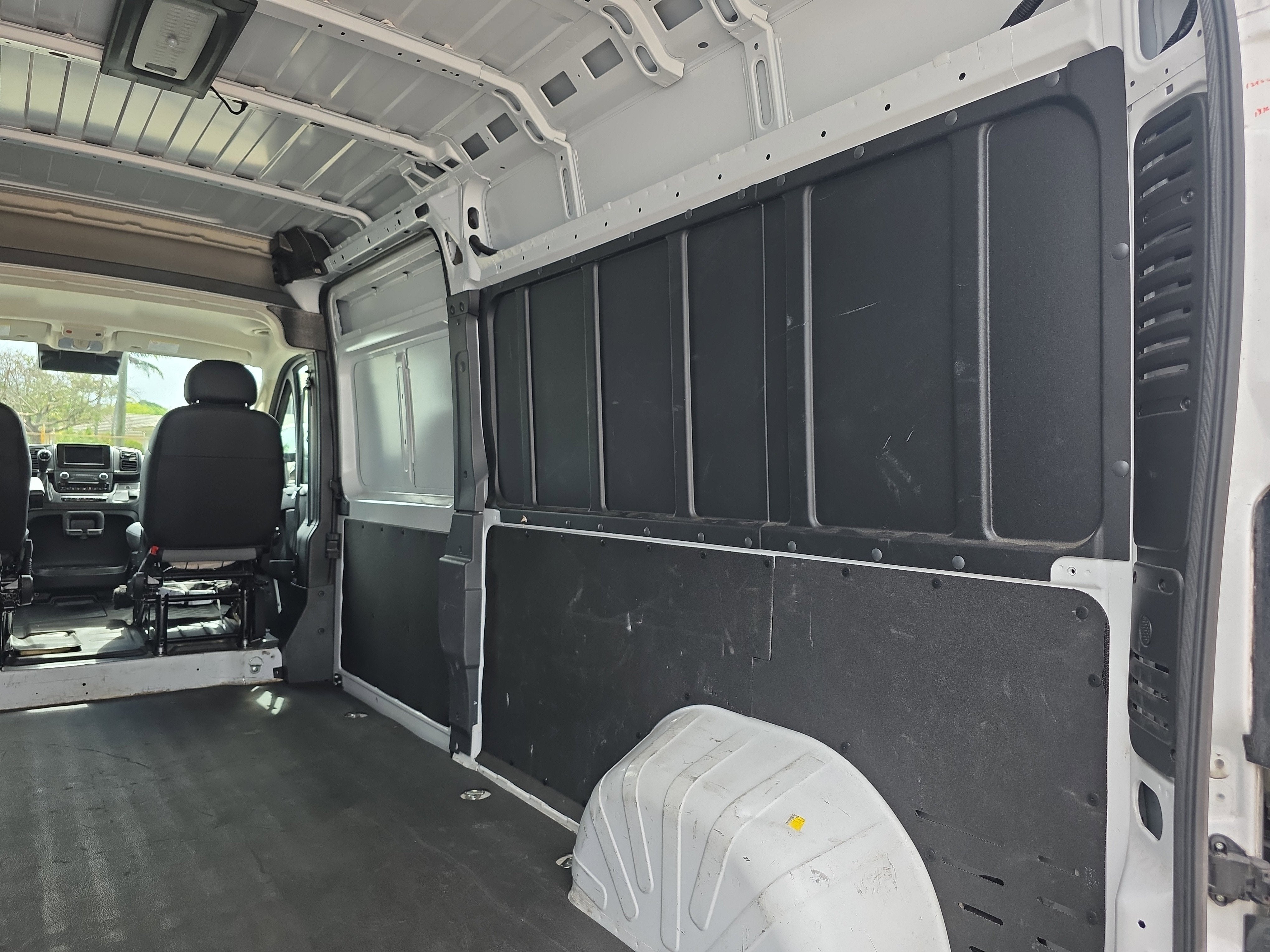 2025 RAM ProMaster Cargo Van Tradesman