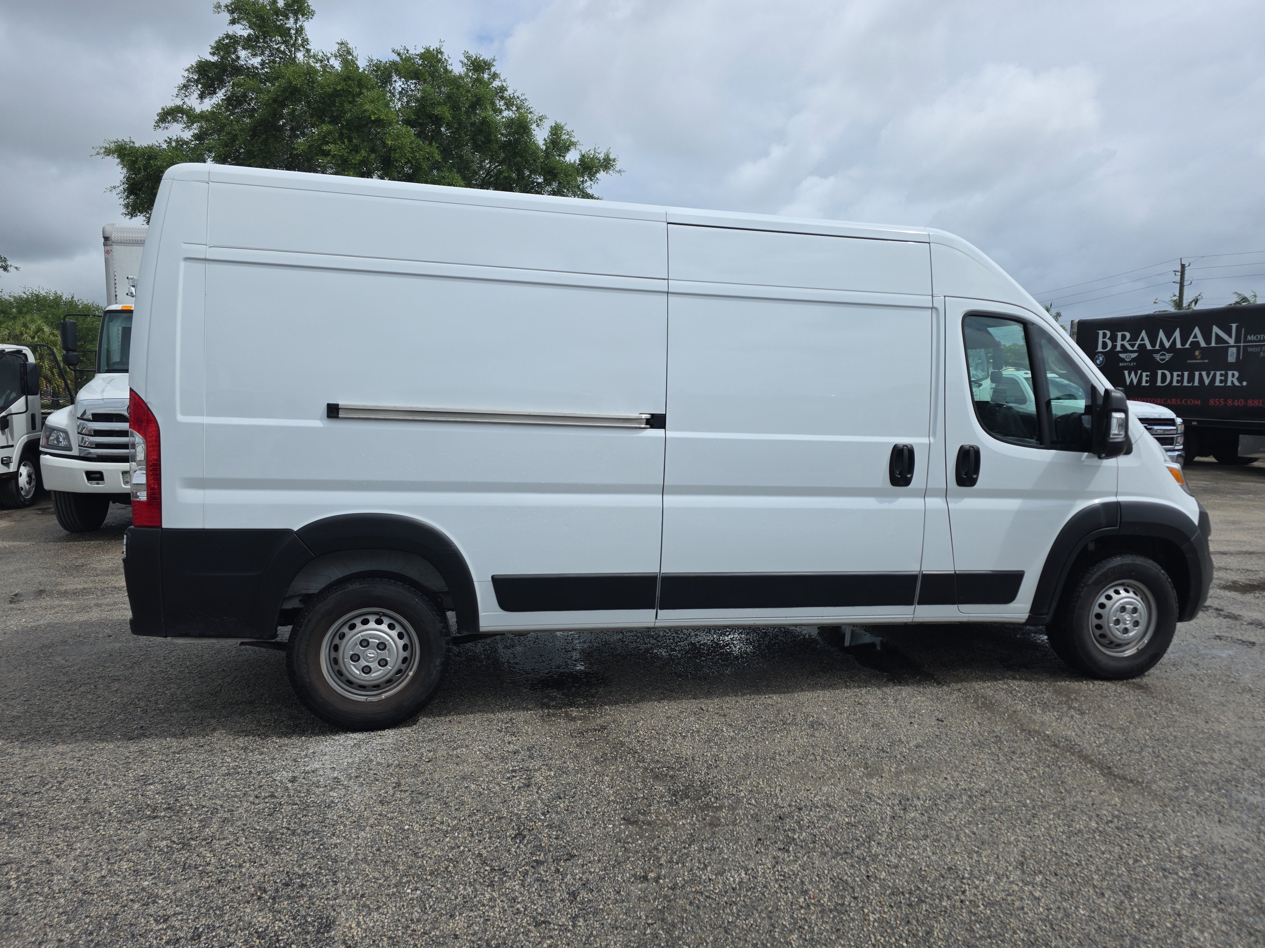 2025 RAM ProMaster Cargo Van Tradesman