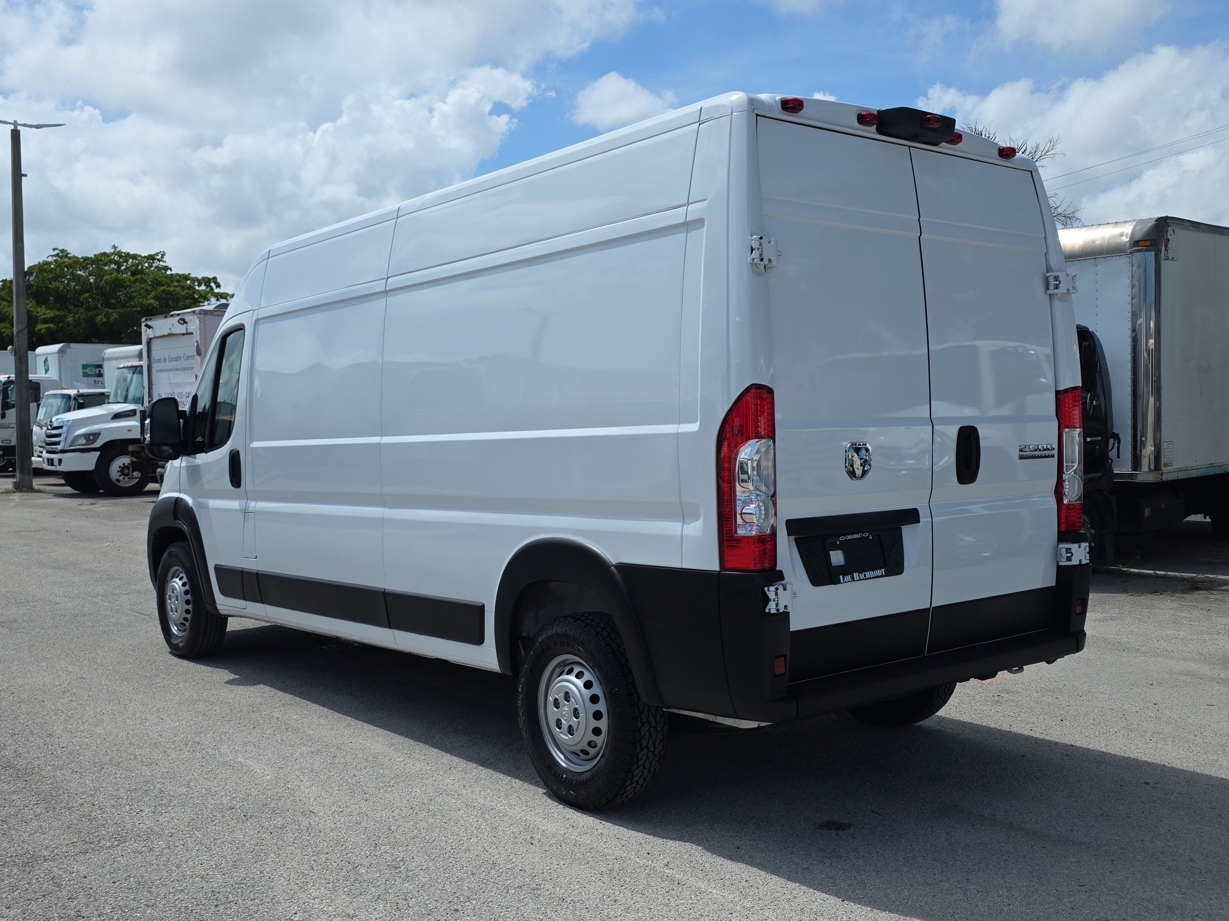 2025 RAM ProMaster Cargo Van Tradesman