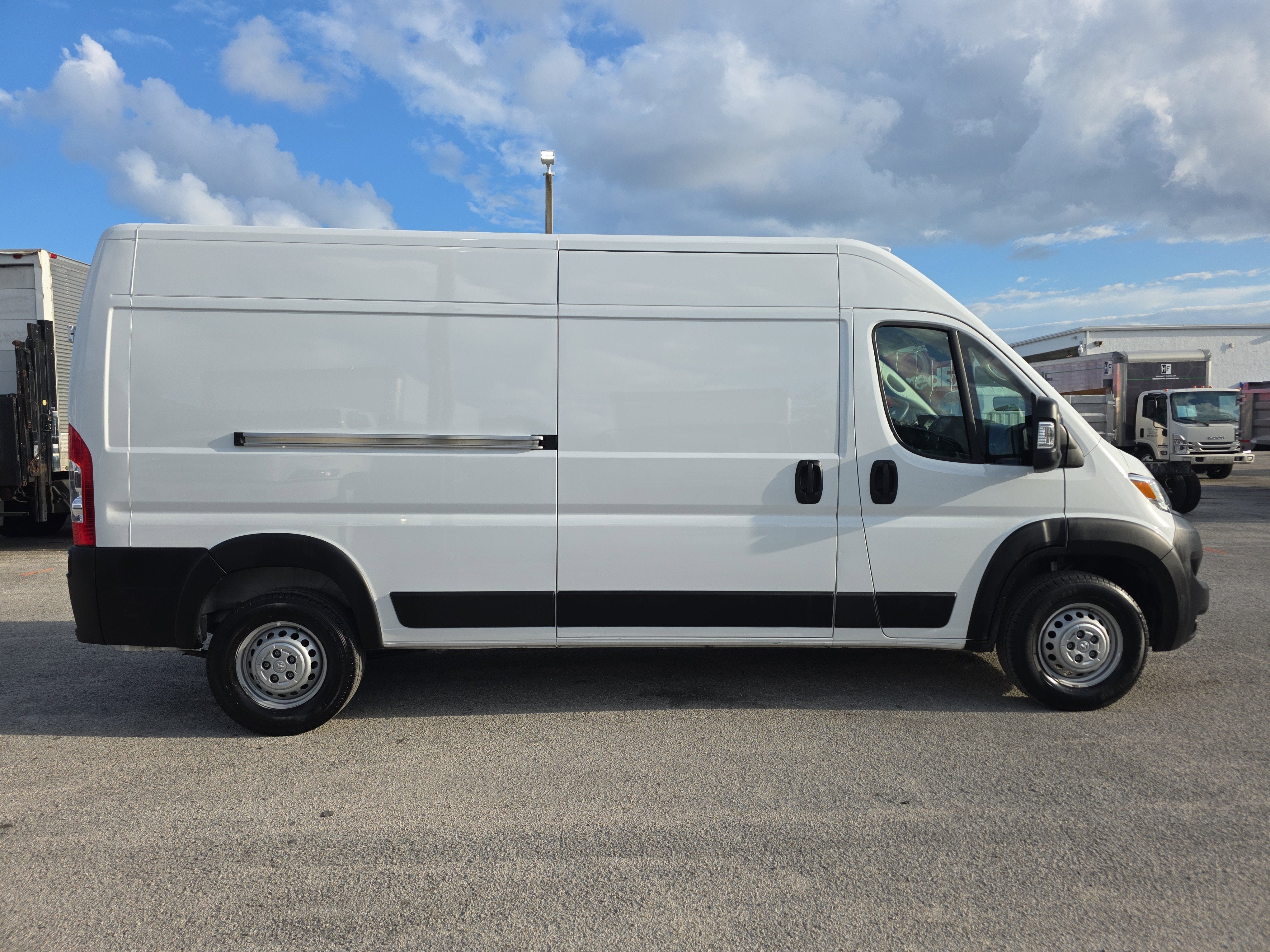 2025 RAM ProMaster Cargo Van Tradesman