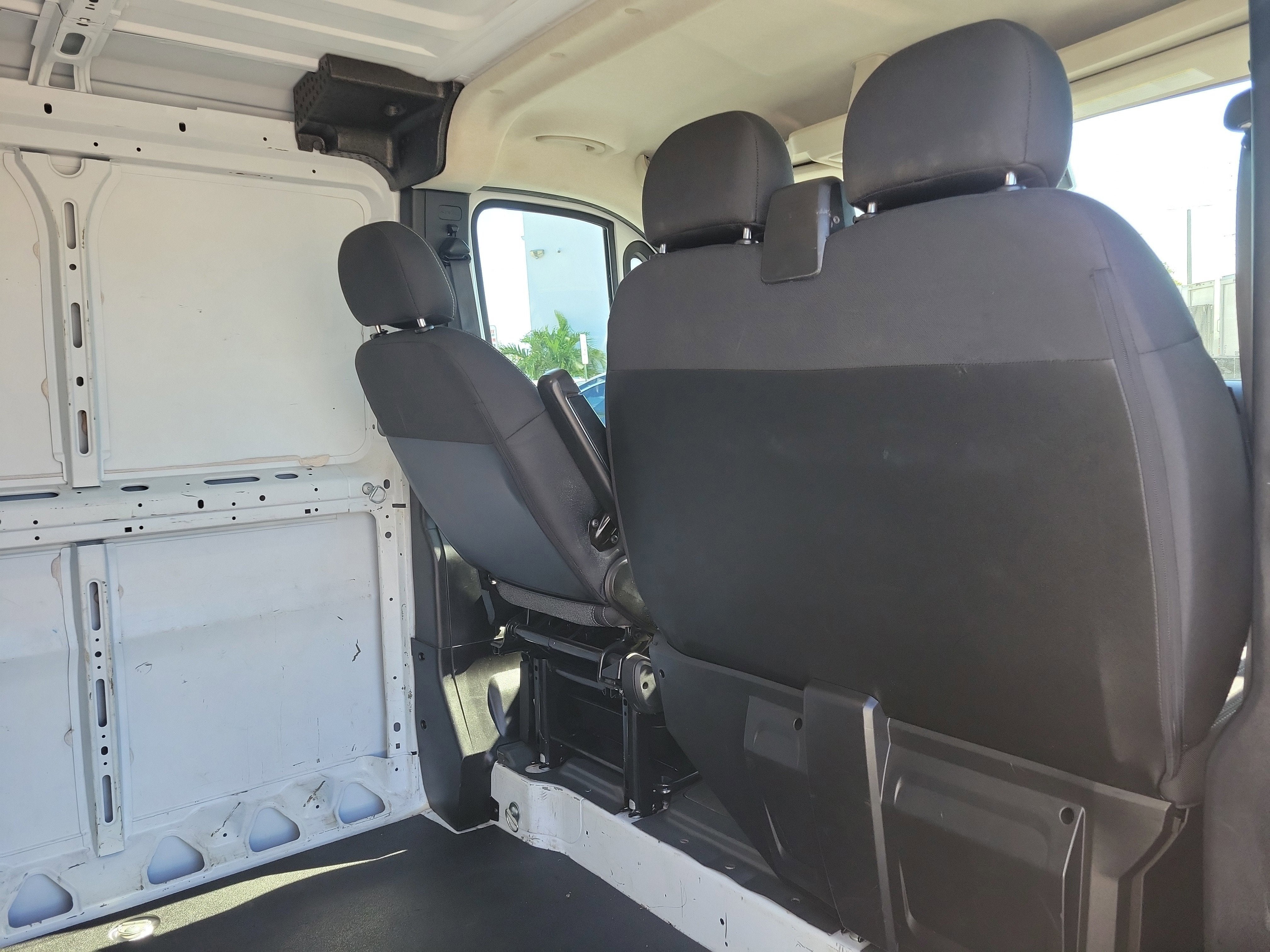 2023 RAM ProMaster Cargo Van 1500 LOW ROOF 118