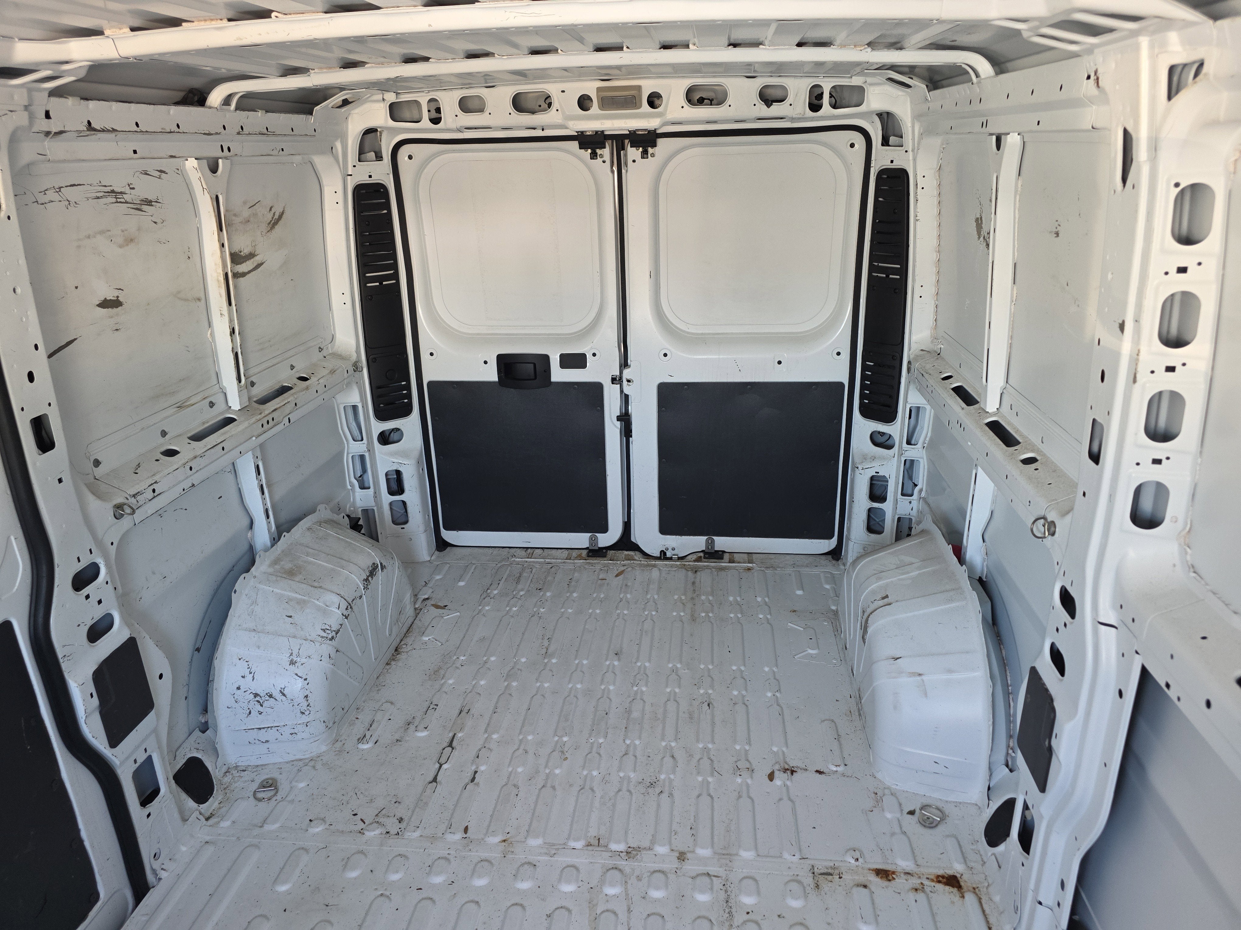 2022 RAM ProMaster Cargo Van 2500 LOW 136"