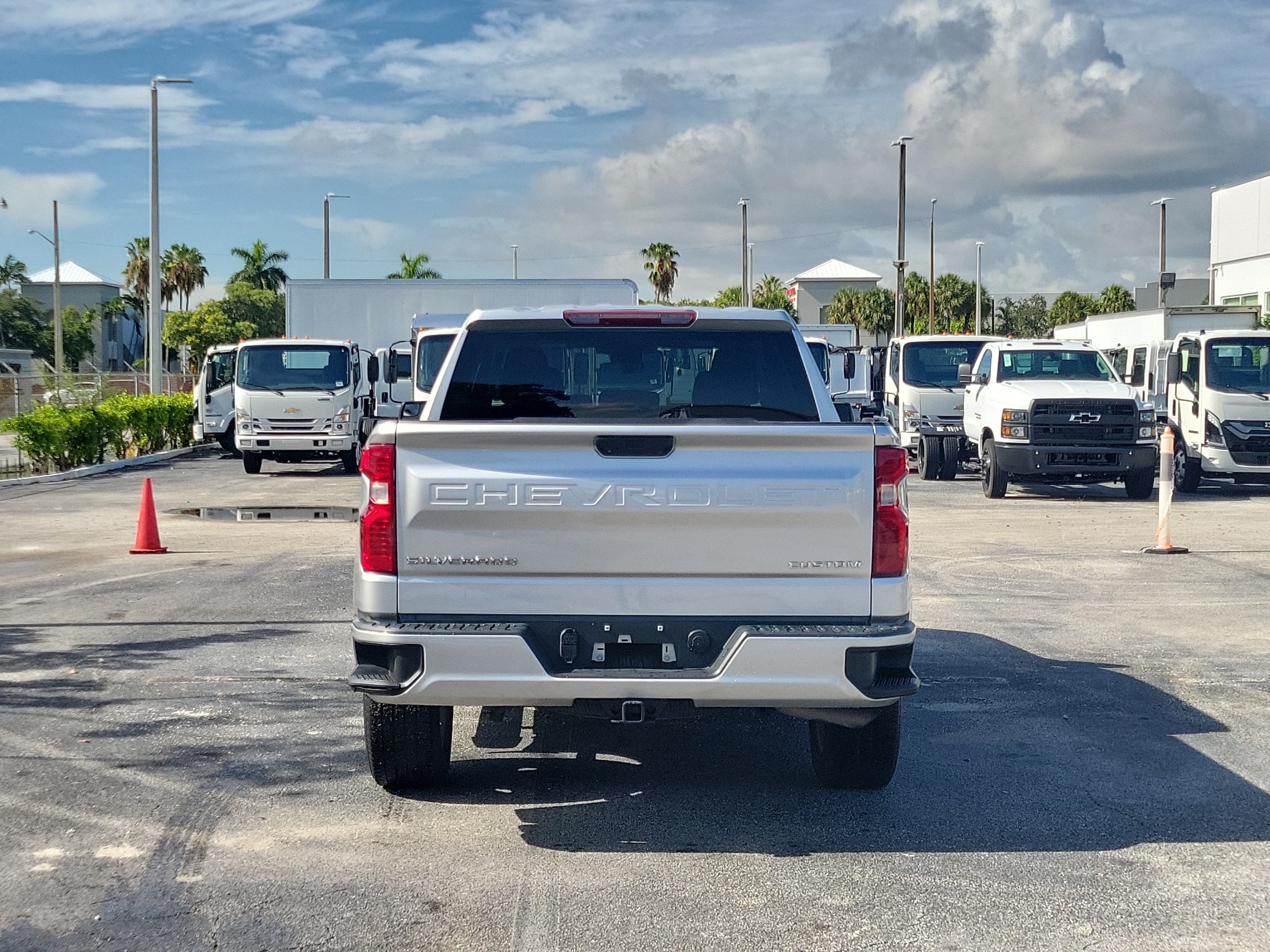 2022 Chevrolet Silverado 1500 Custom