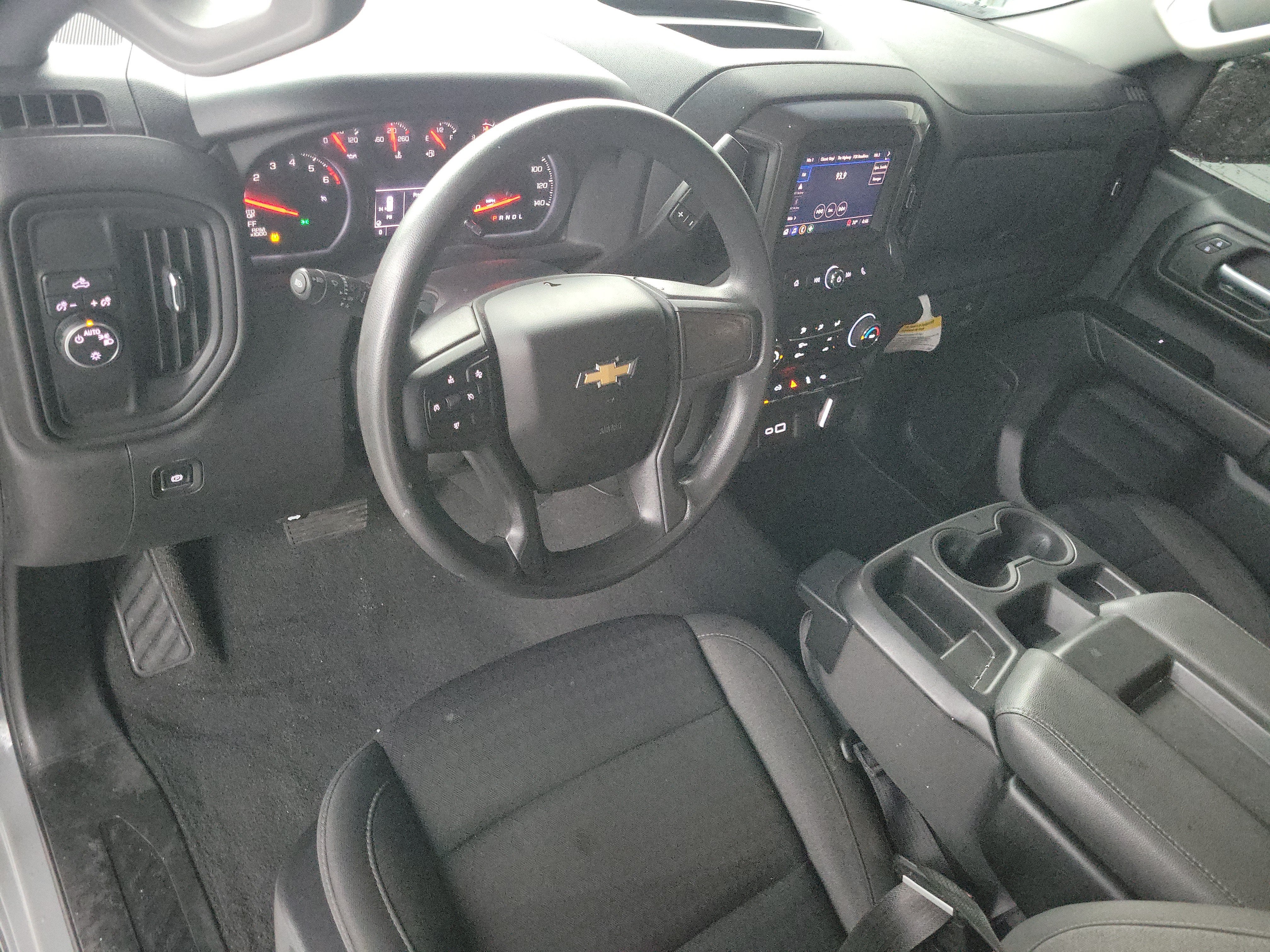 2024 Chevrolet Silverado 1500 Custom