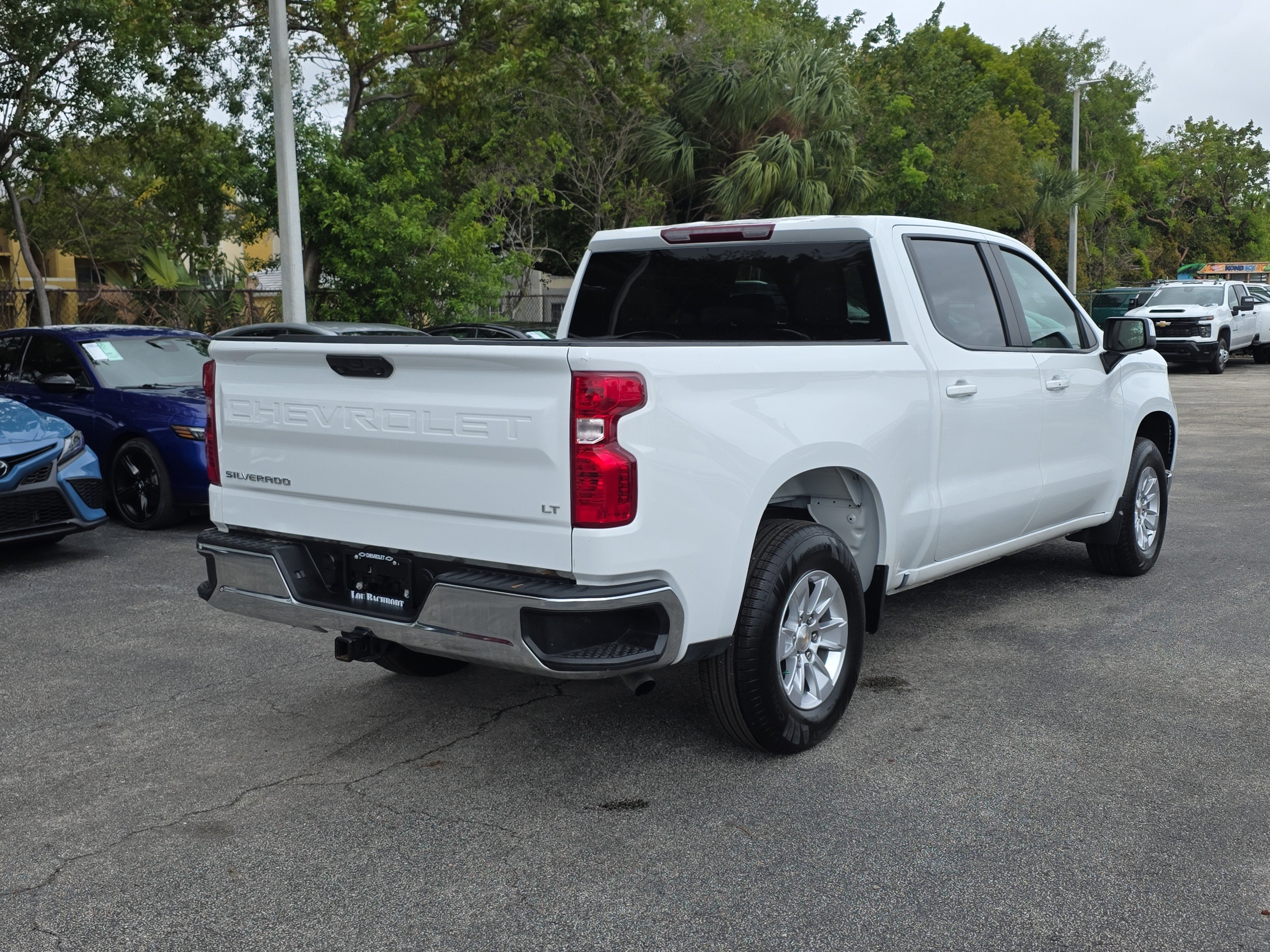 2025 Chevrolet Silverado 1500 LT