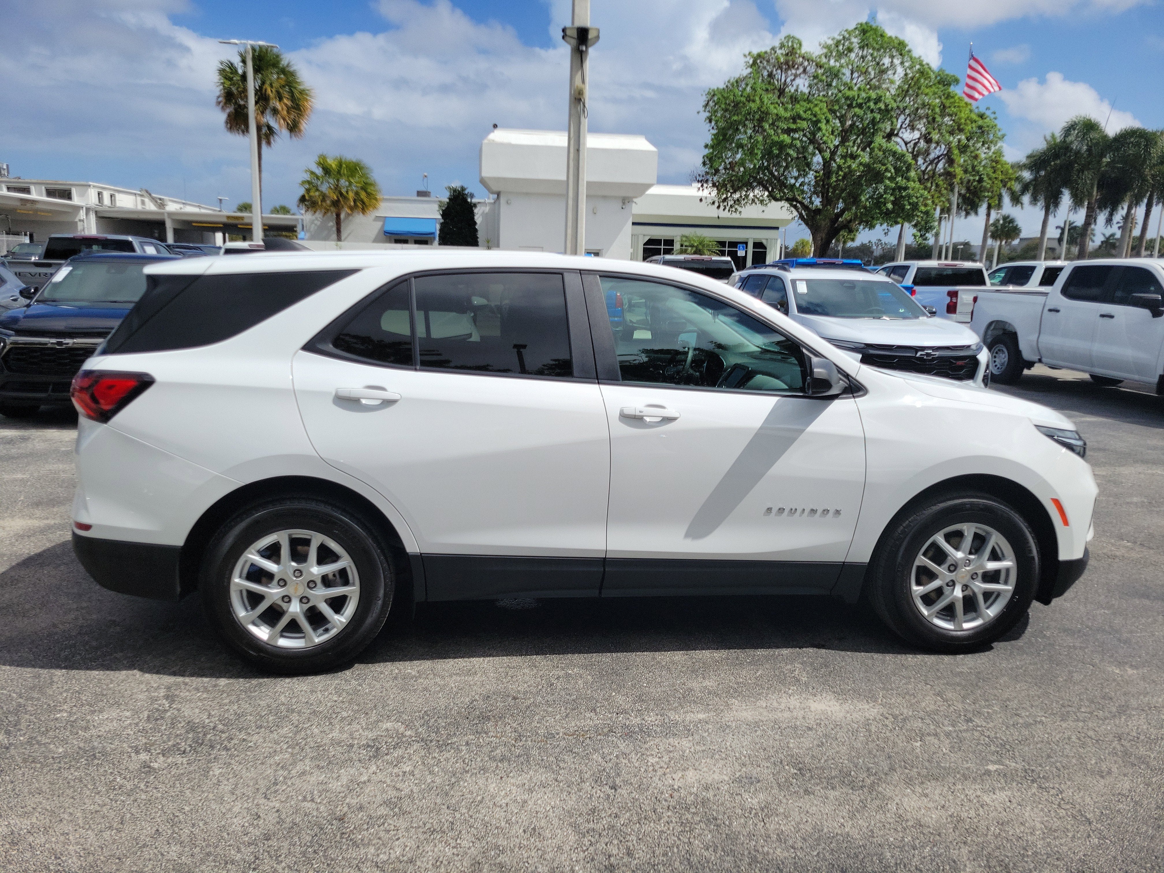 2024 Chevrolet Equinox LS
