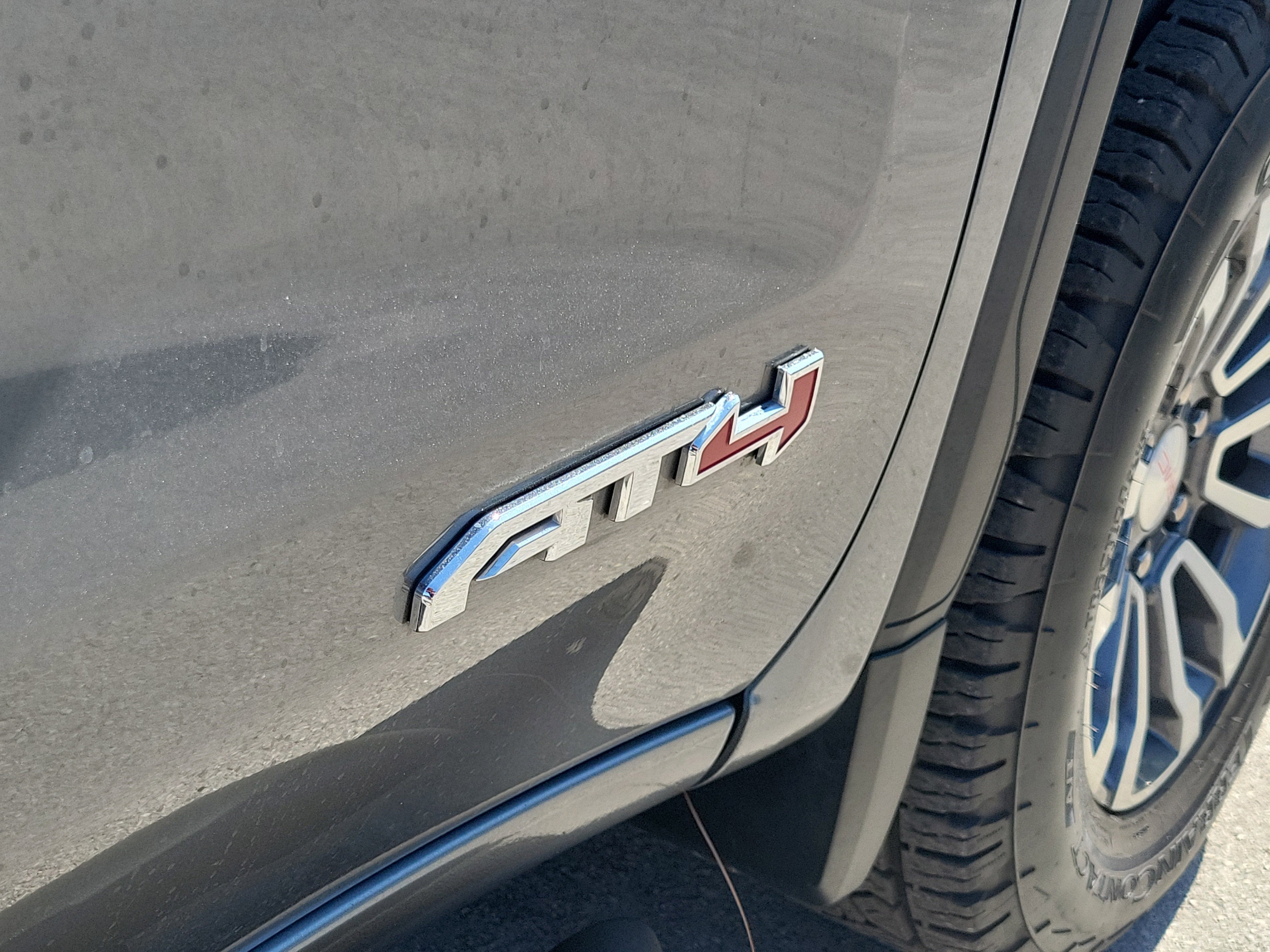 2021 GMC Sierra 1500 AT4