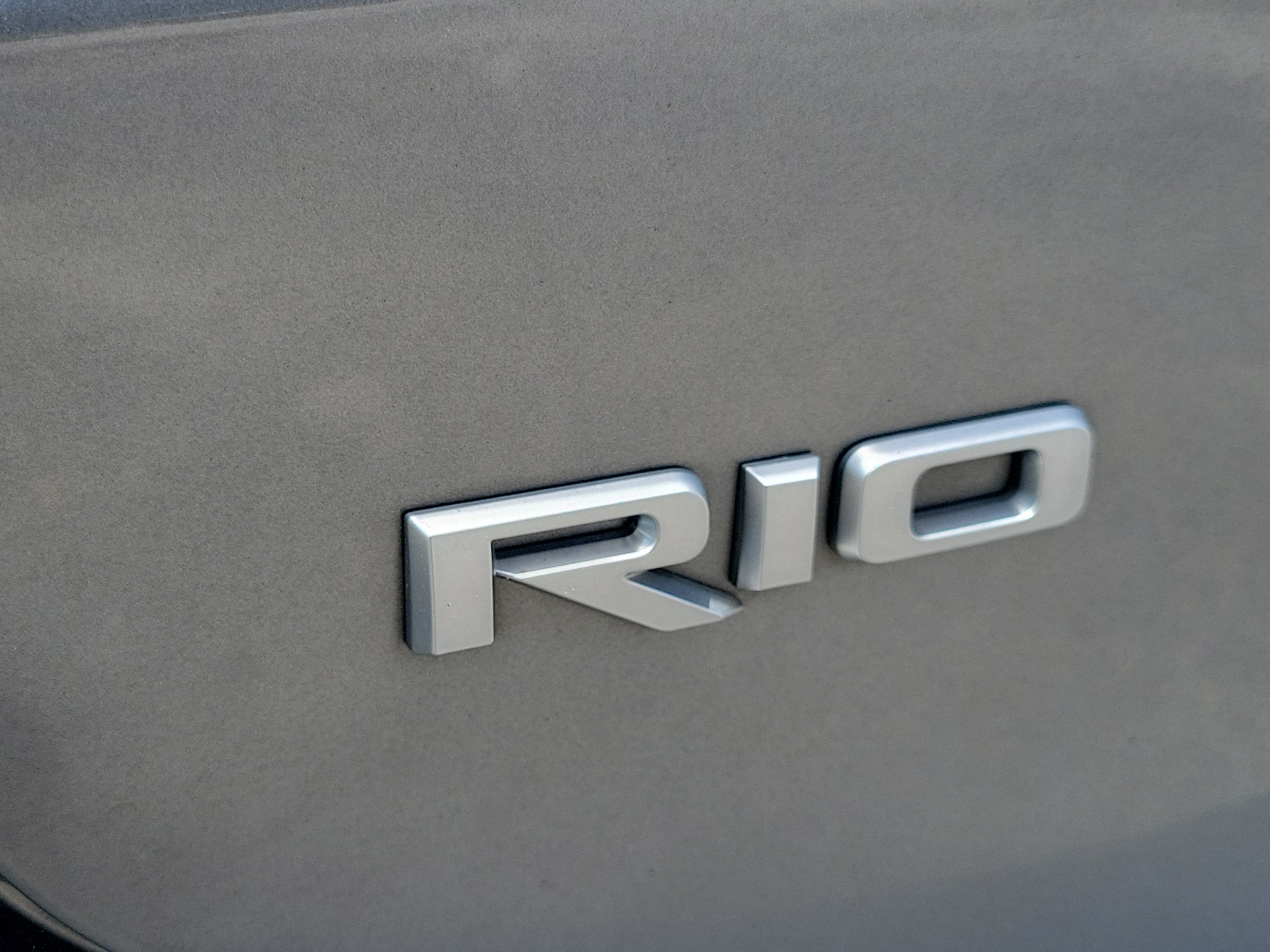2022 Kia Rio 5-Door S