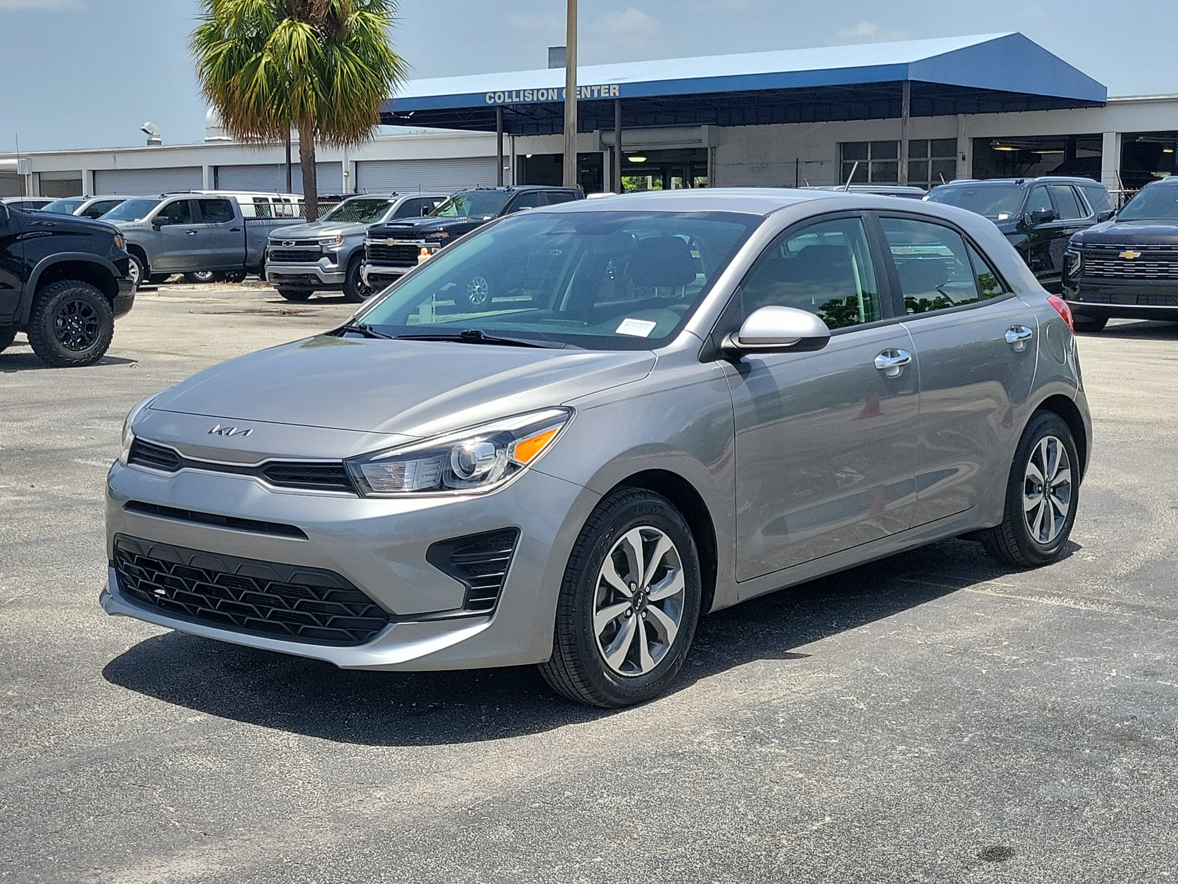 2022 Kia Rio 5-Door S