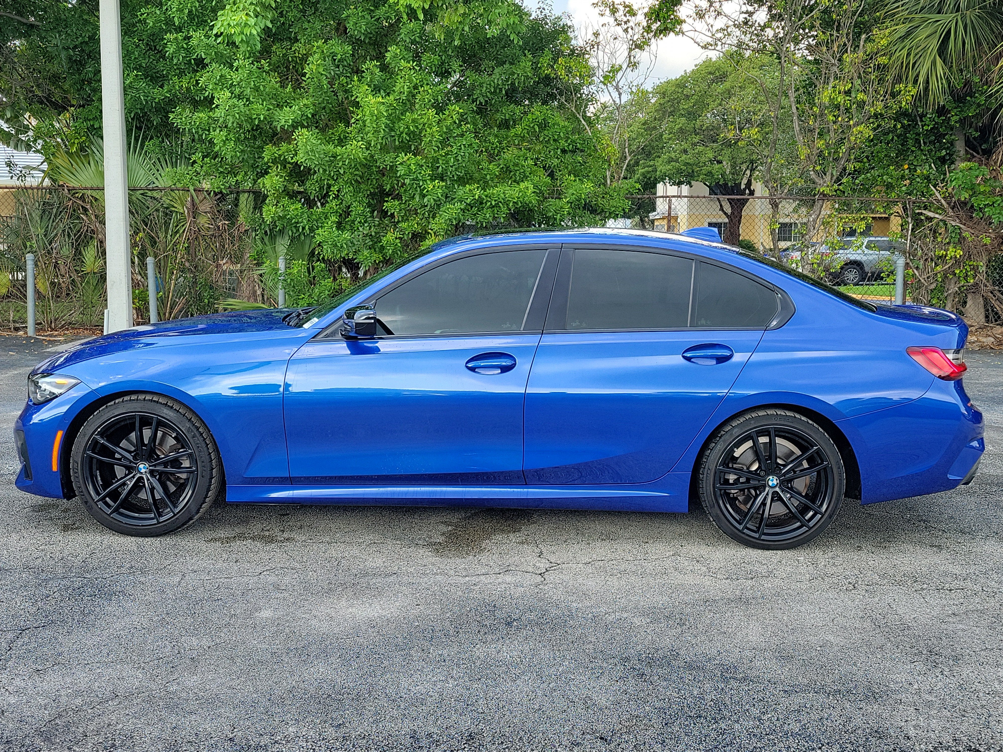 2022 BMW 3 Series 6