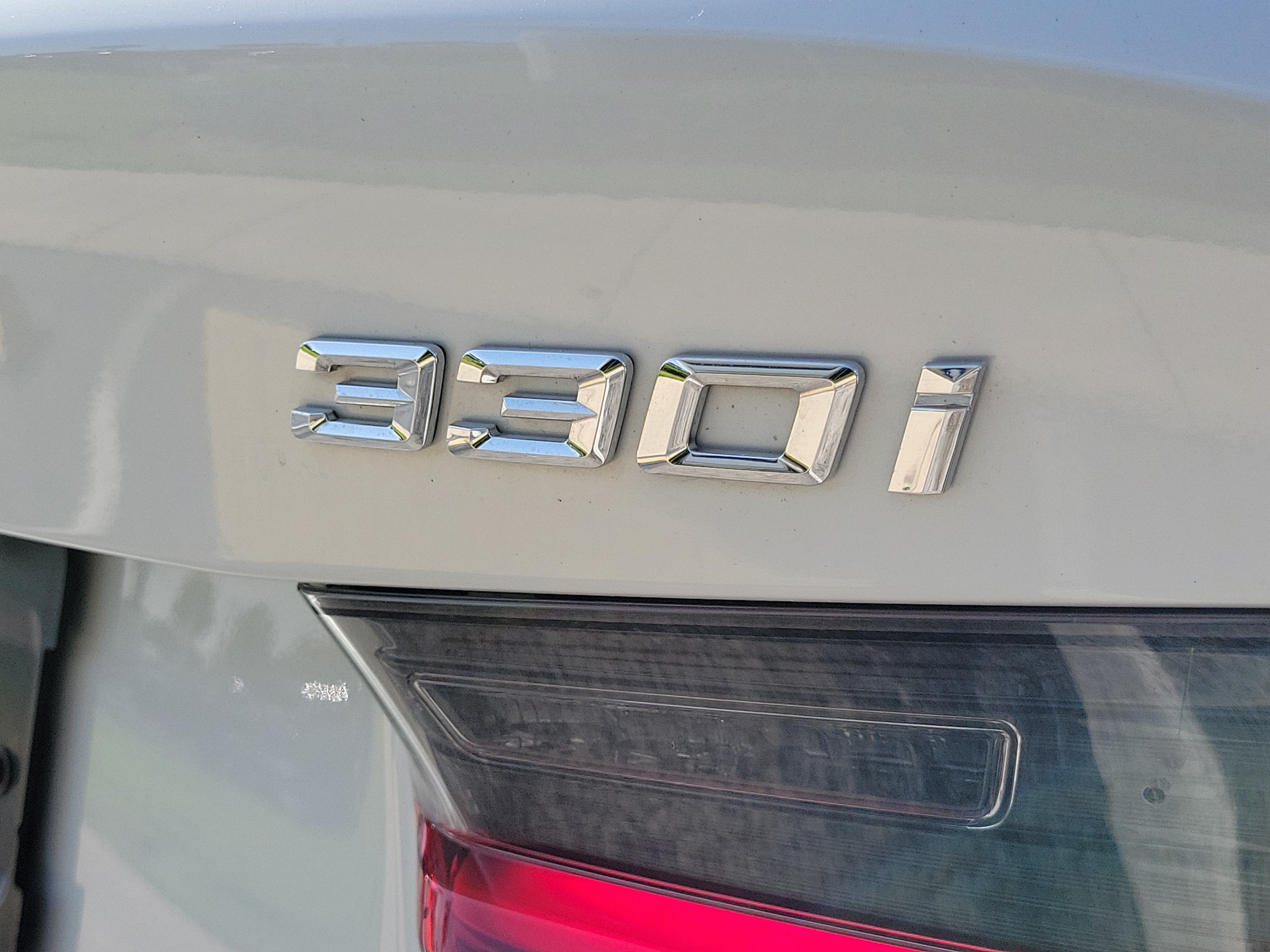 2022 BMW 3 Series 330i