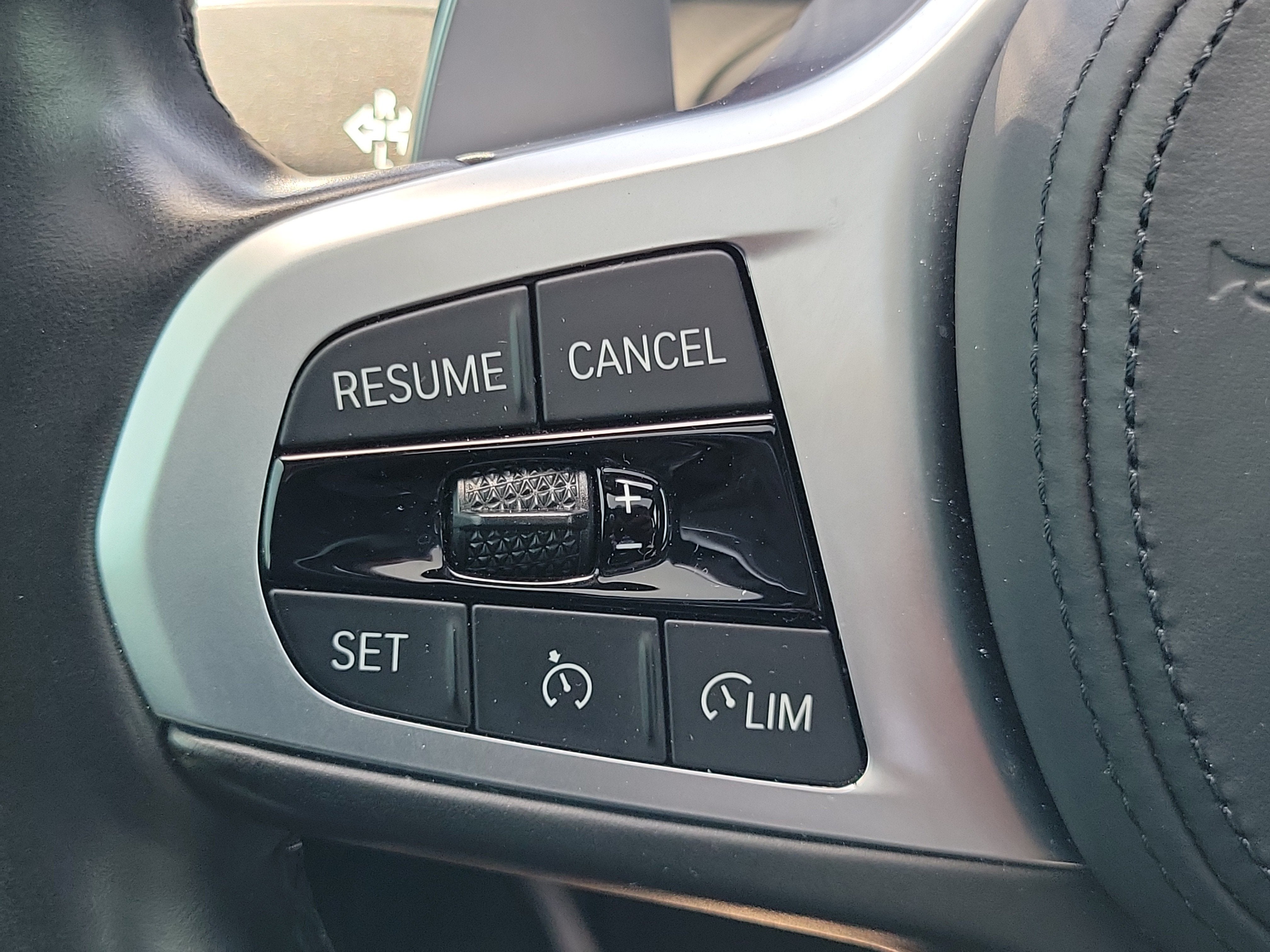2020 BMW 3 Series 330i