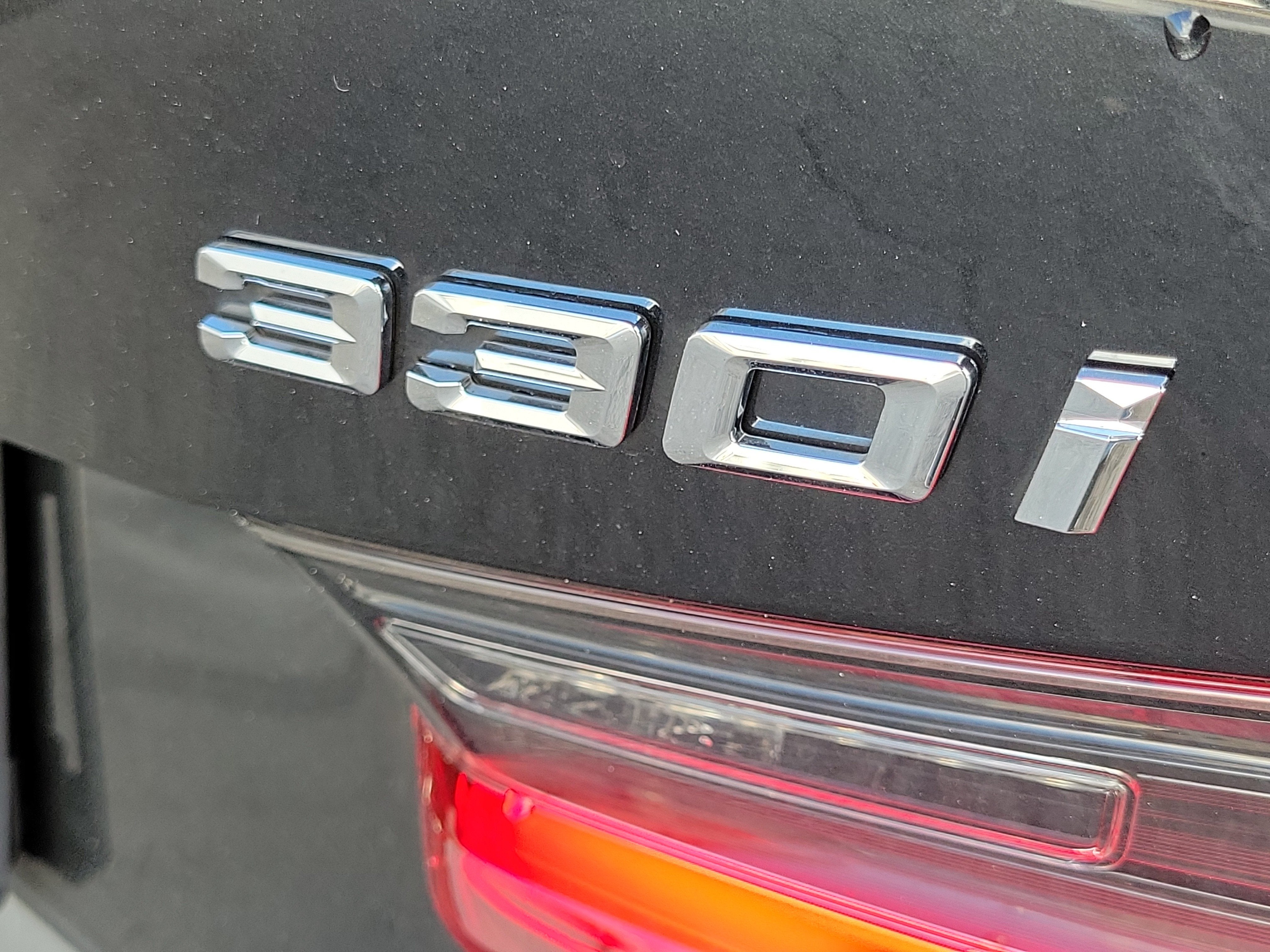 2023 BMW 3 Series 330i