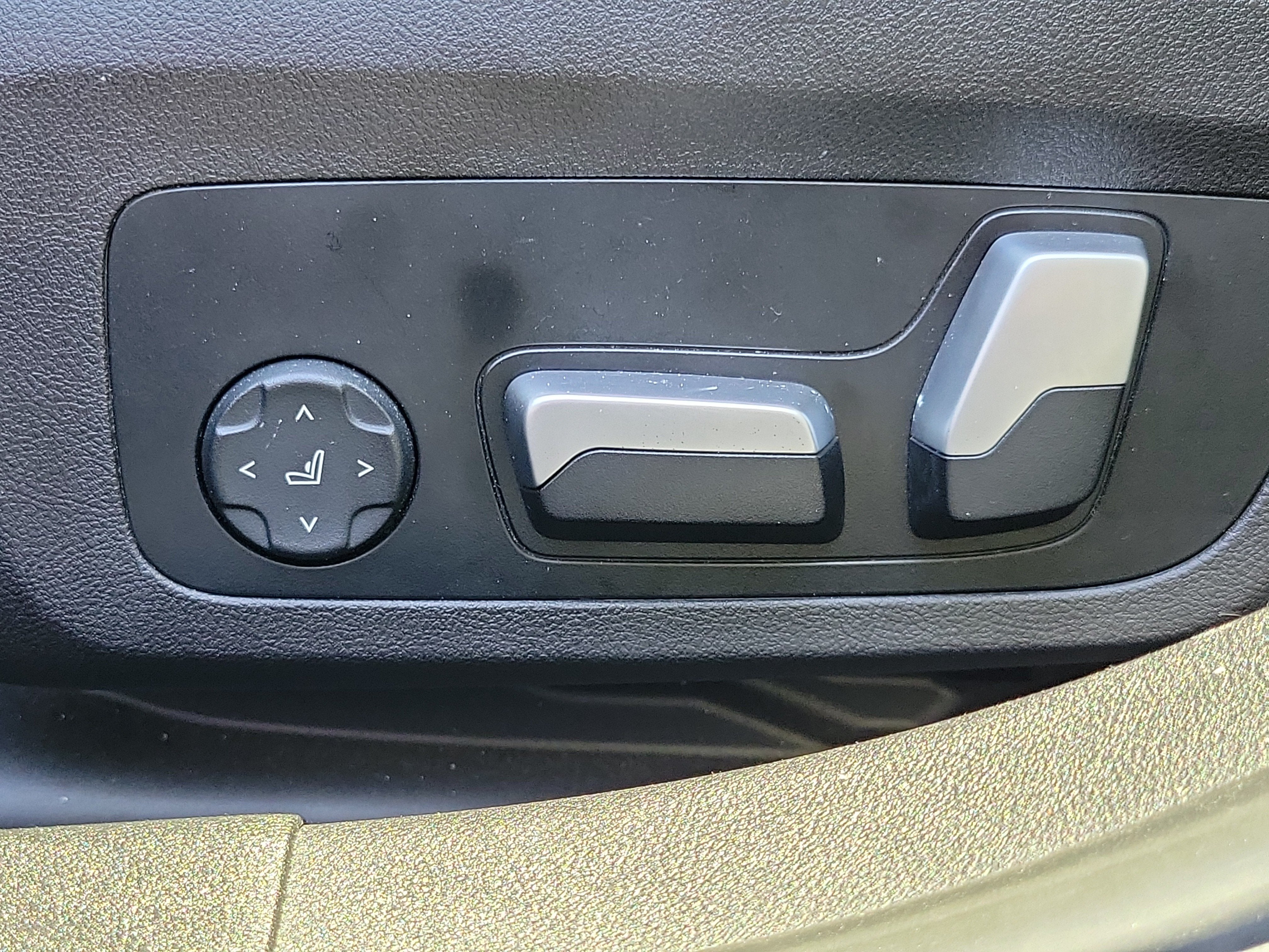 2023 BMW 3 Series 330i