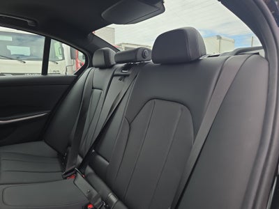 2025 BMW 3 Series 330i xDrive