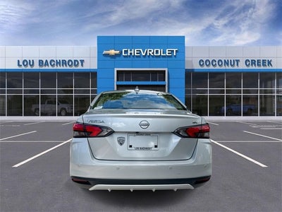 2023 Nissan Versa SV