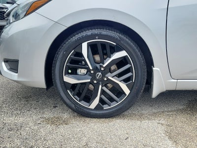 2025 Nissan Versa SR