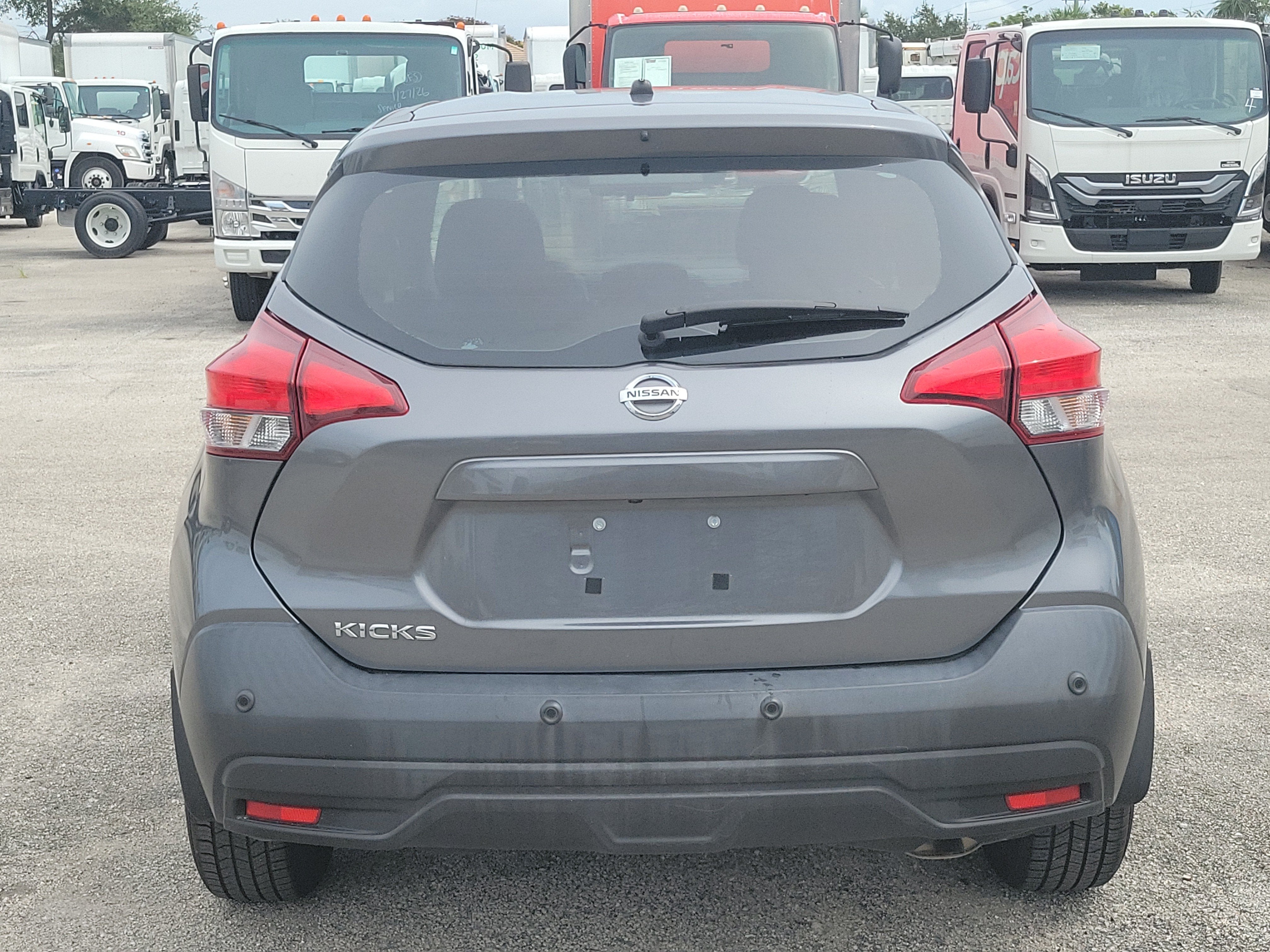 2020 Nissan Kicks S