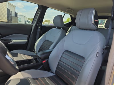 2022 Nissan Kicks SR