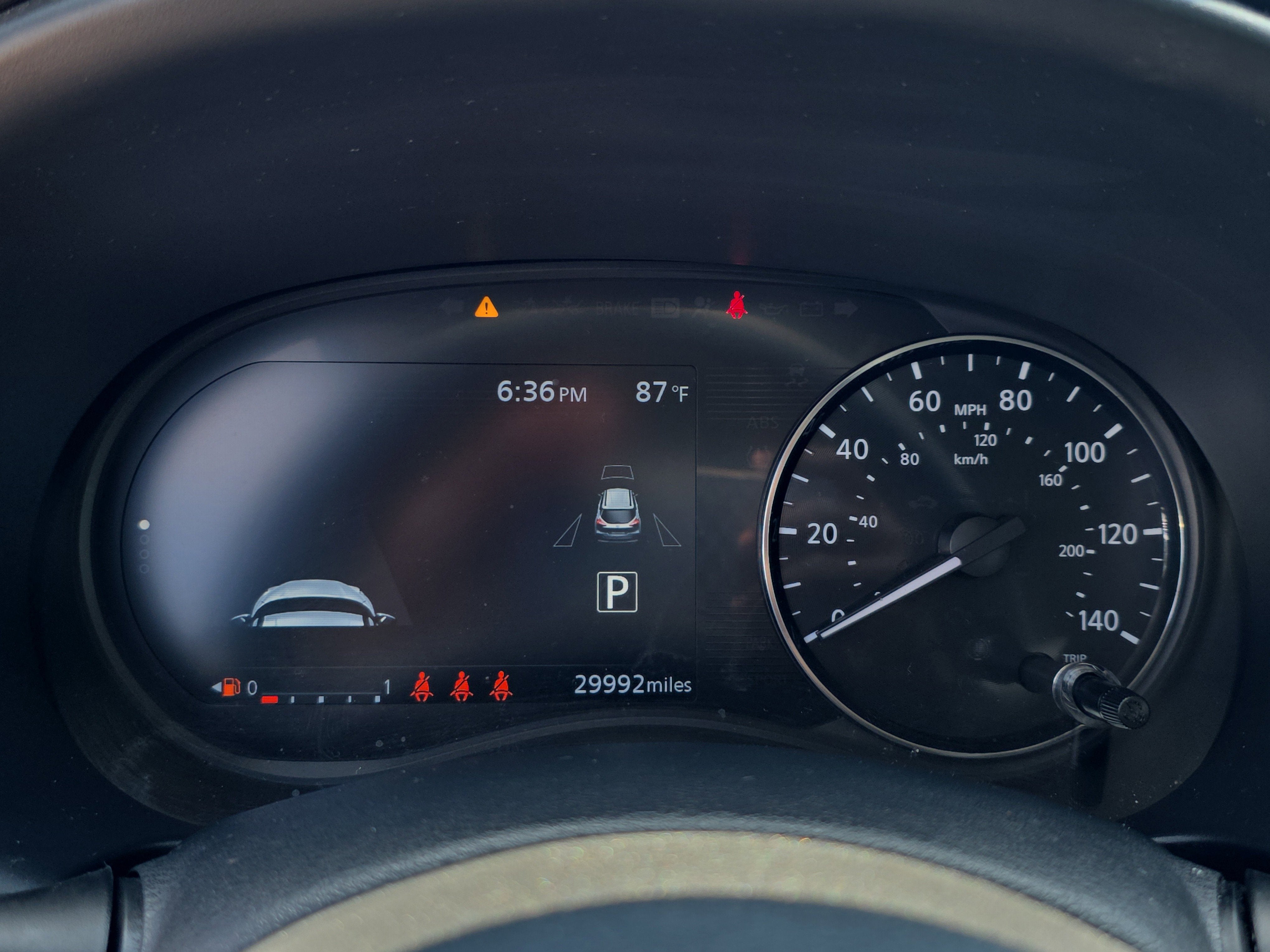 2022 Nissan Kicks SR