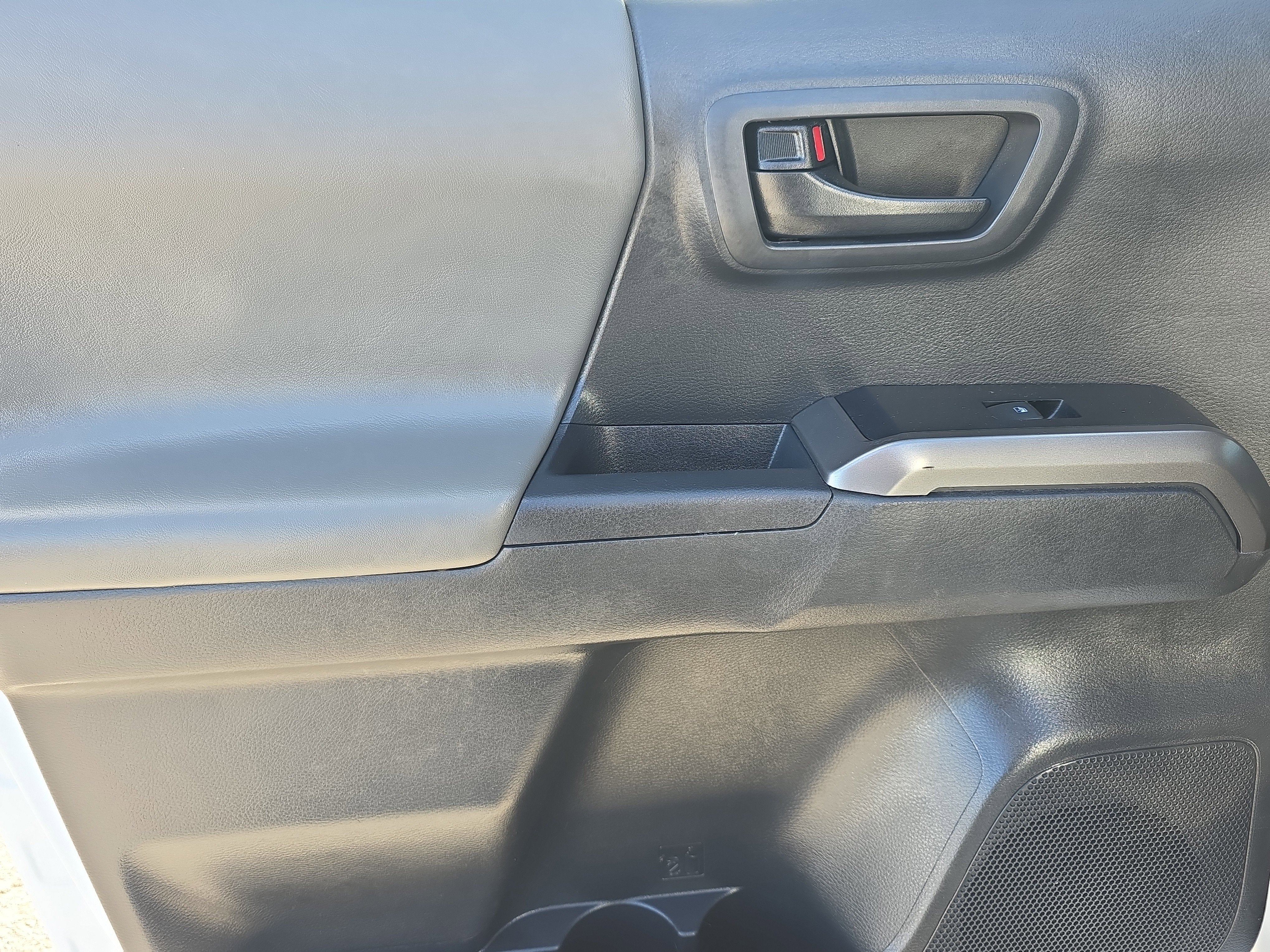 2023 Toyota Tacoma 2WD SR5