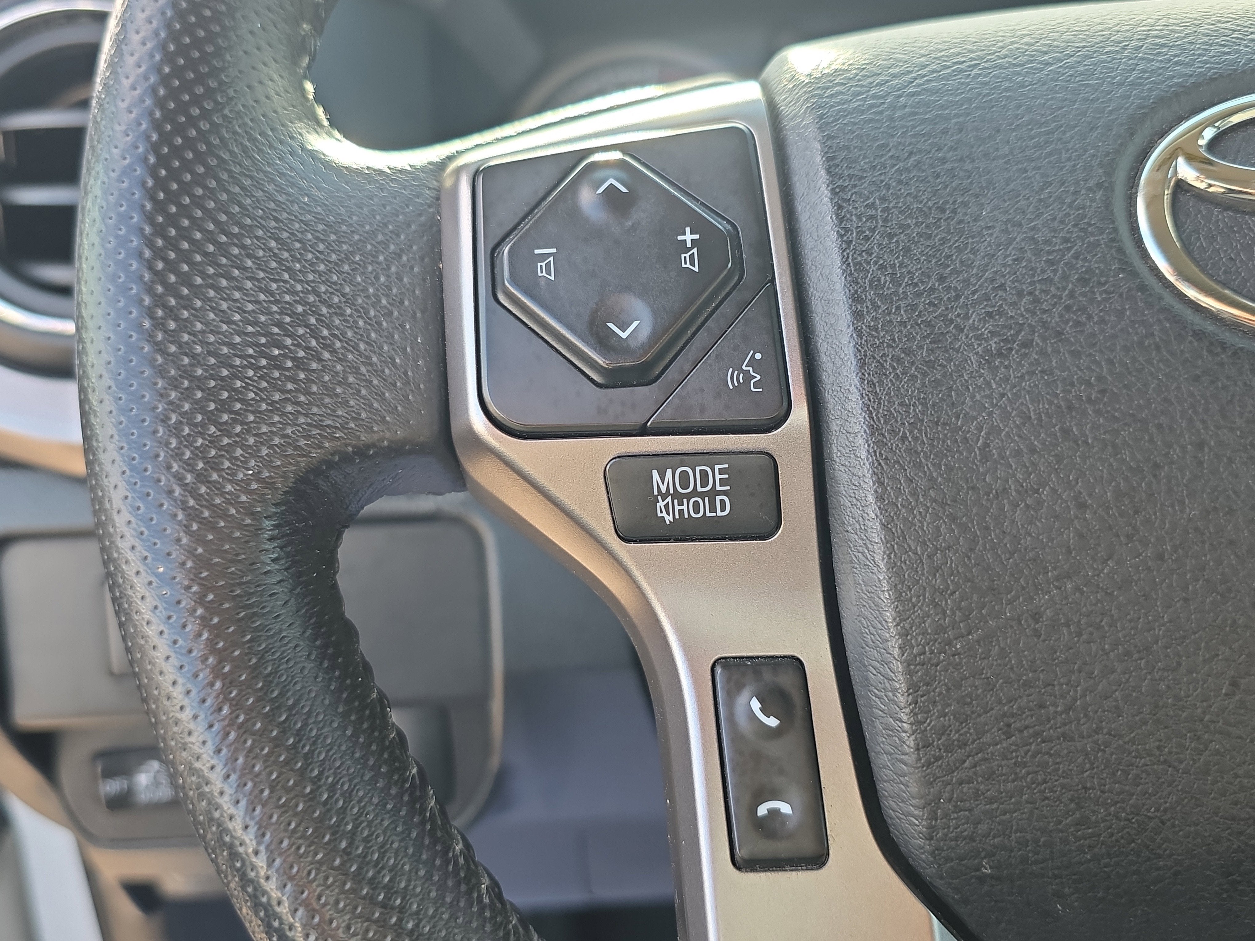 2023 Toyota Tacoma 2WD SR5