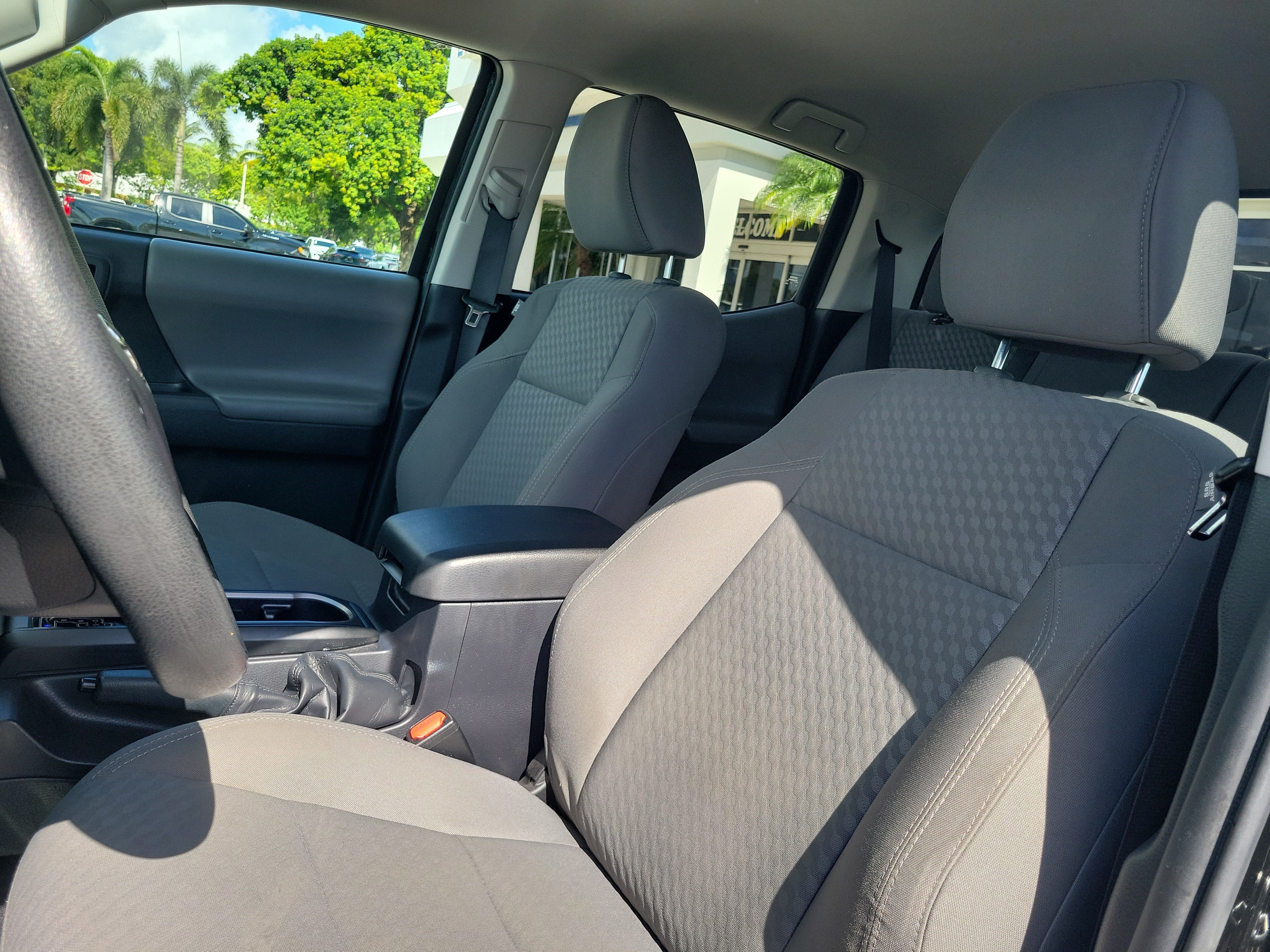 2022 Toyota Tacoma 2WD SR