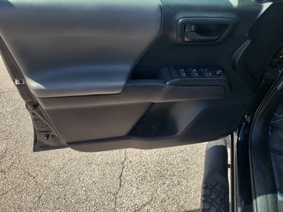 2022 Toyota Tacoma 2WD SR