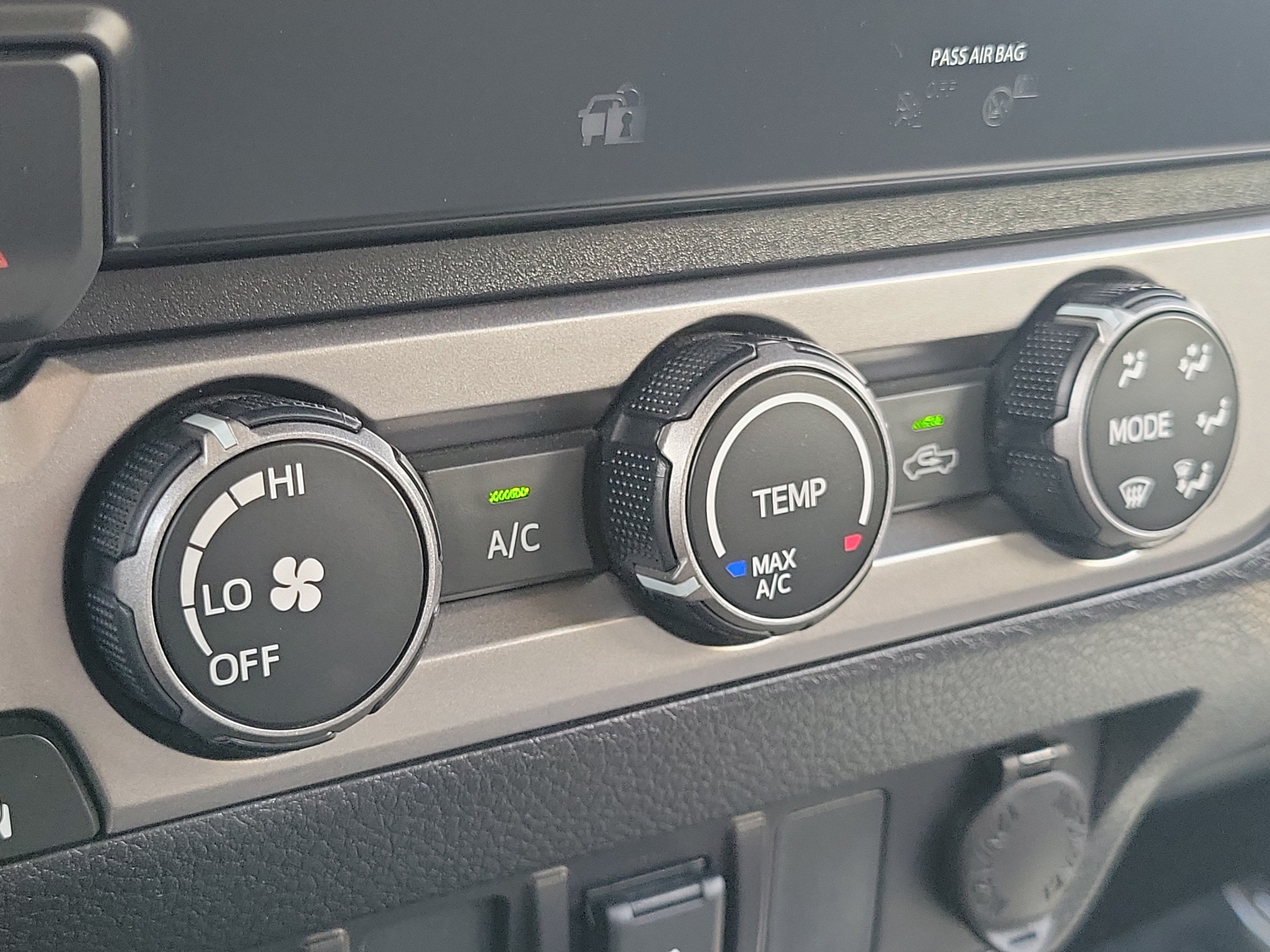 2022 Toyota Tacoma 2WD SR