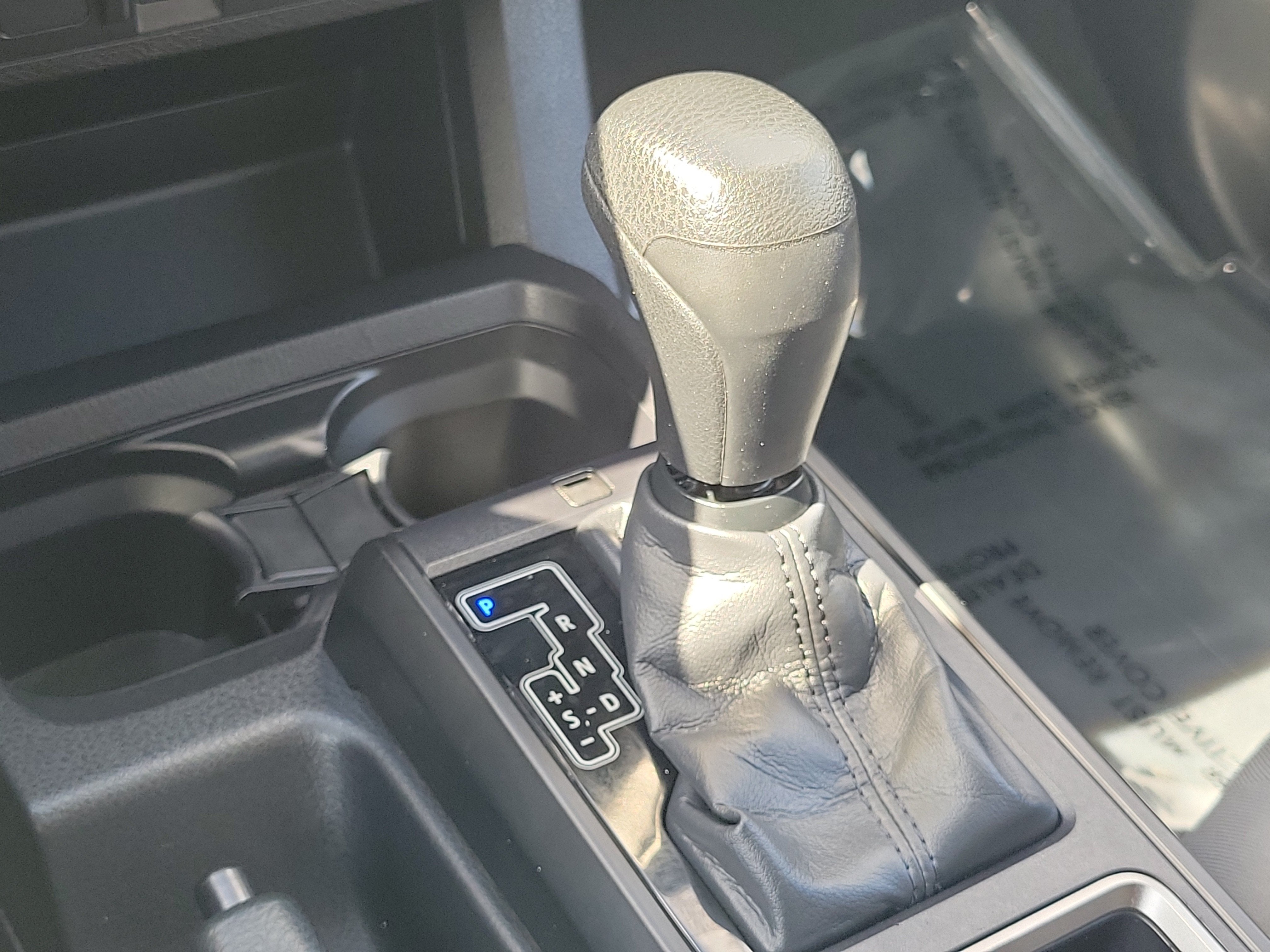 2022 Toyota Tacoma 2WD SR